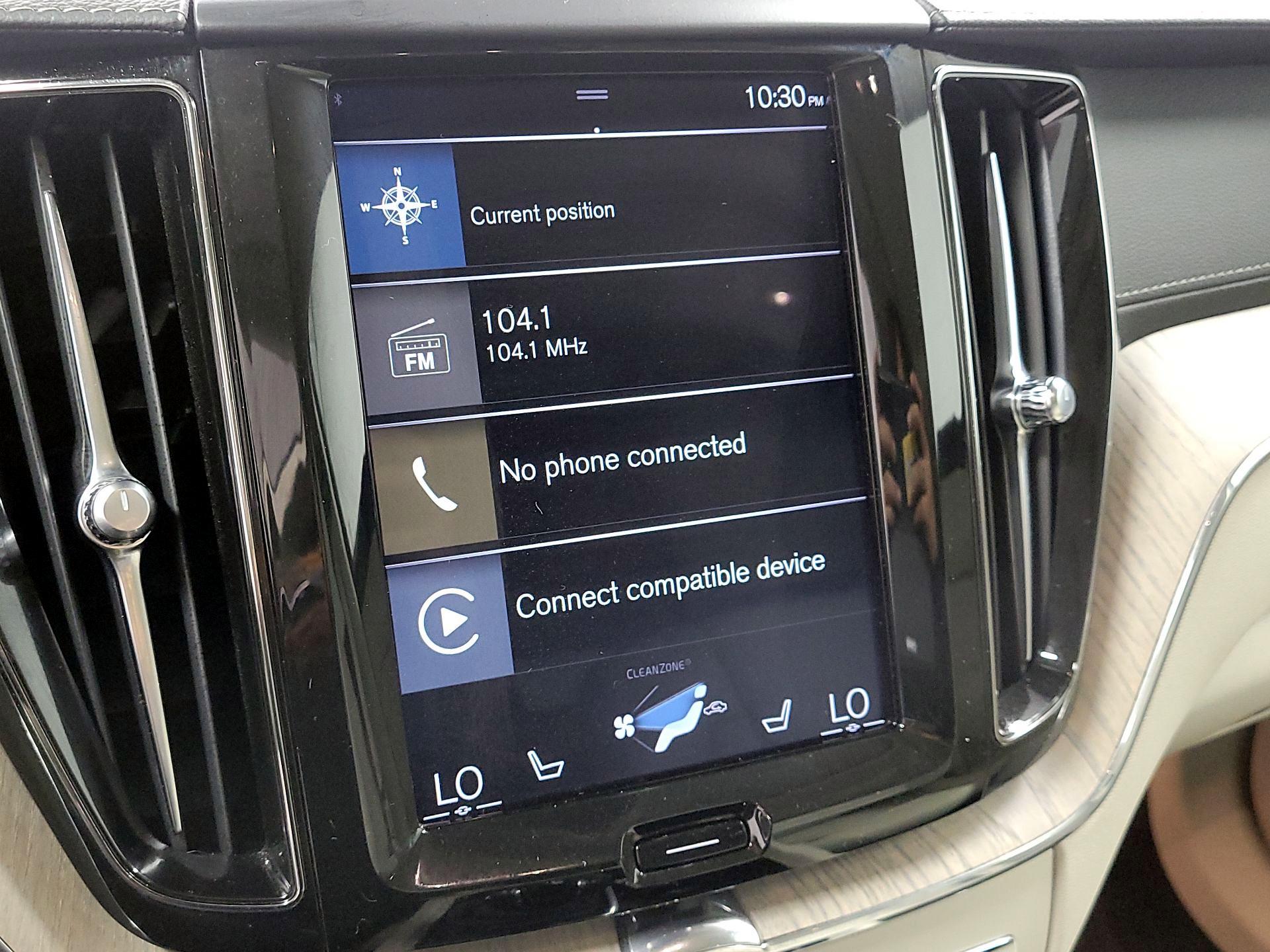 Thumbnail: 2020 Volvo XC60 - 15