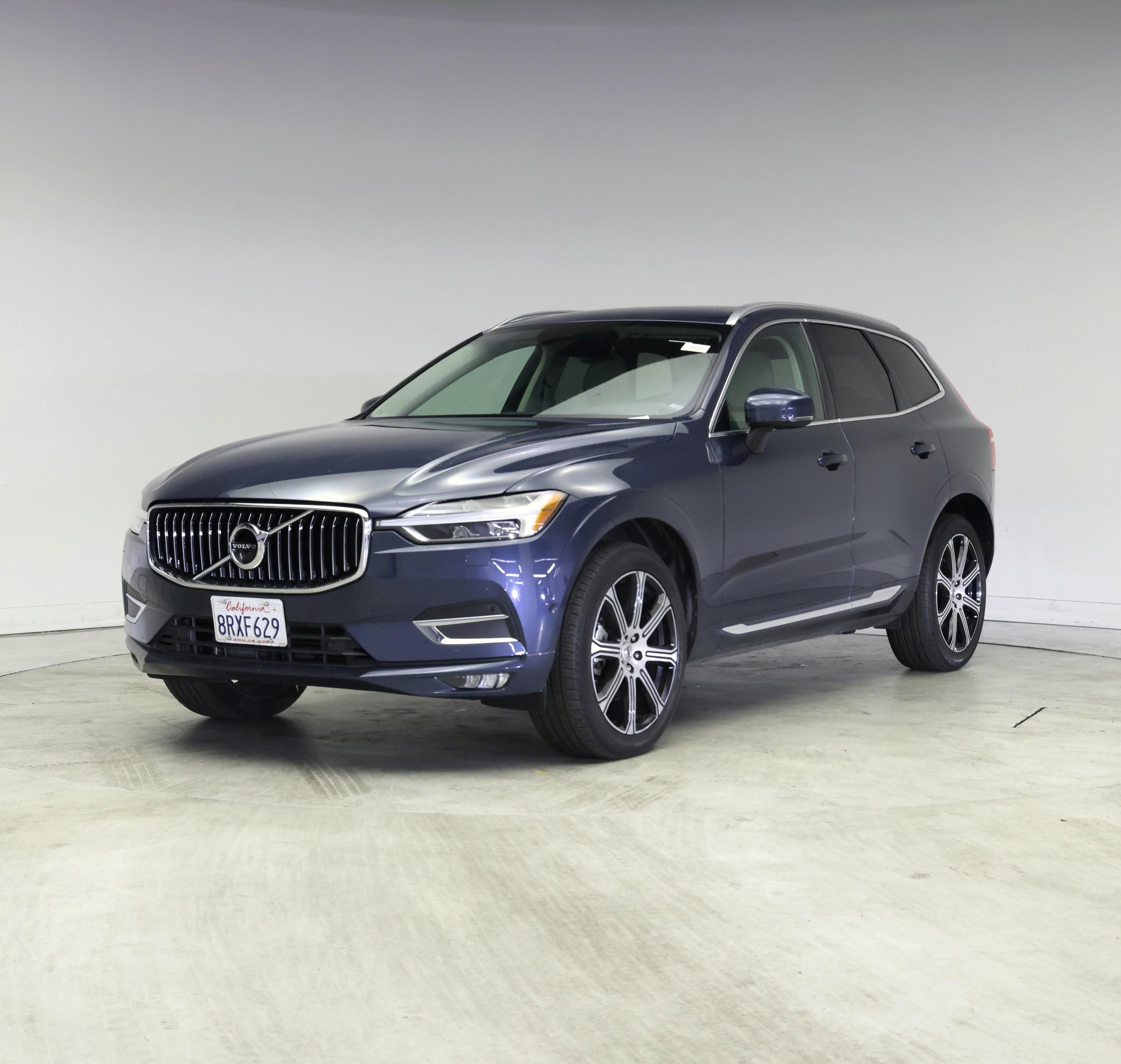 Thumbnail: 2020 Volvo XC60 - 4