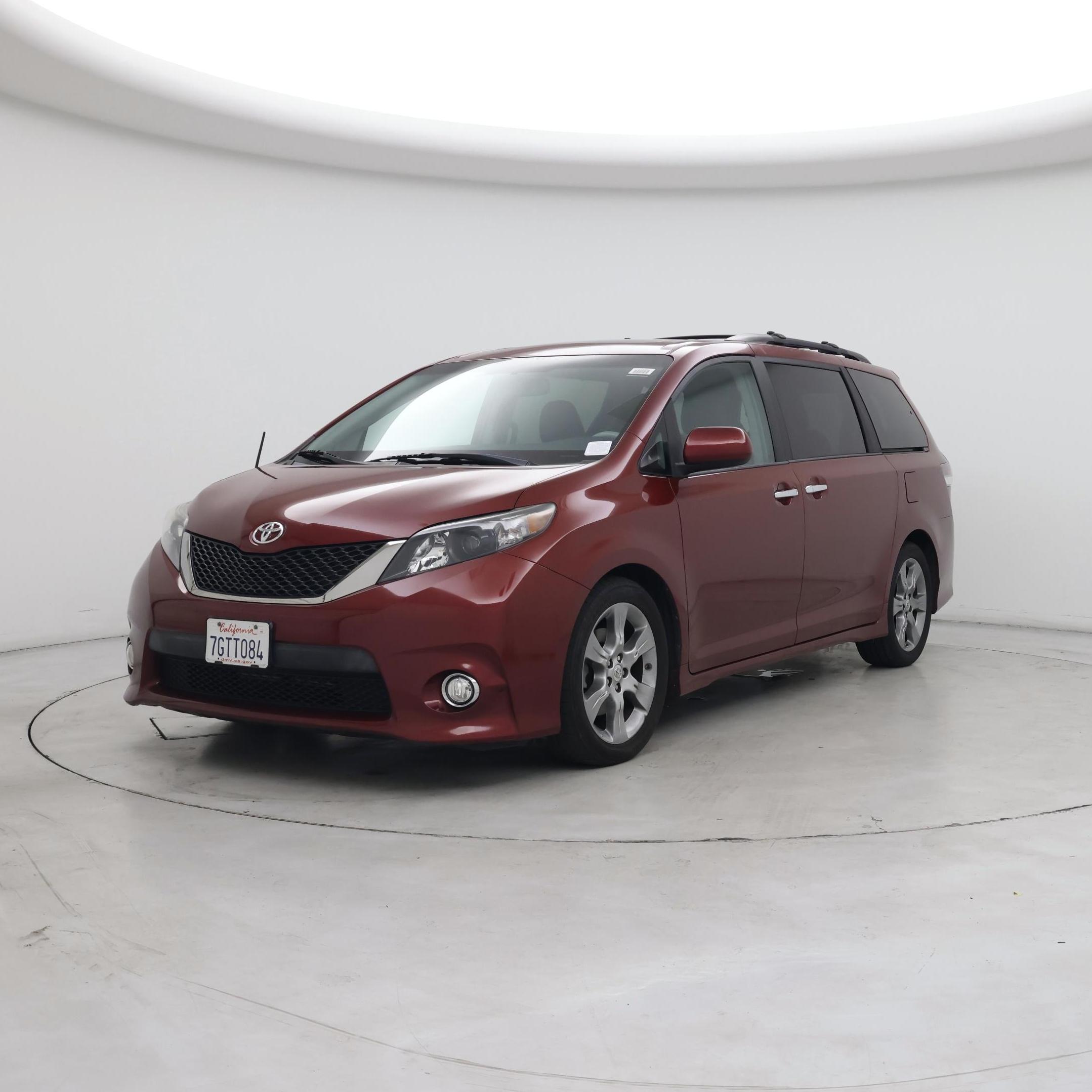 Thumbnail: 2014 Toyota Sienna - 4