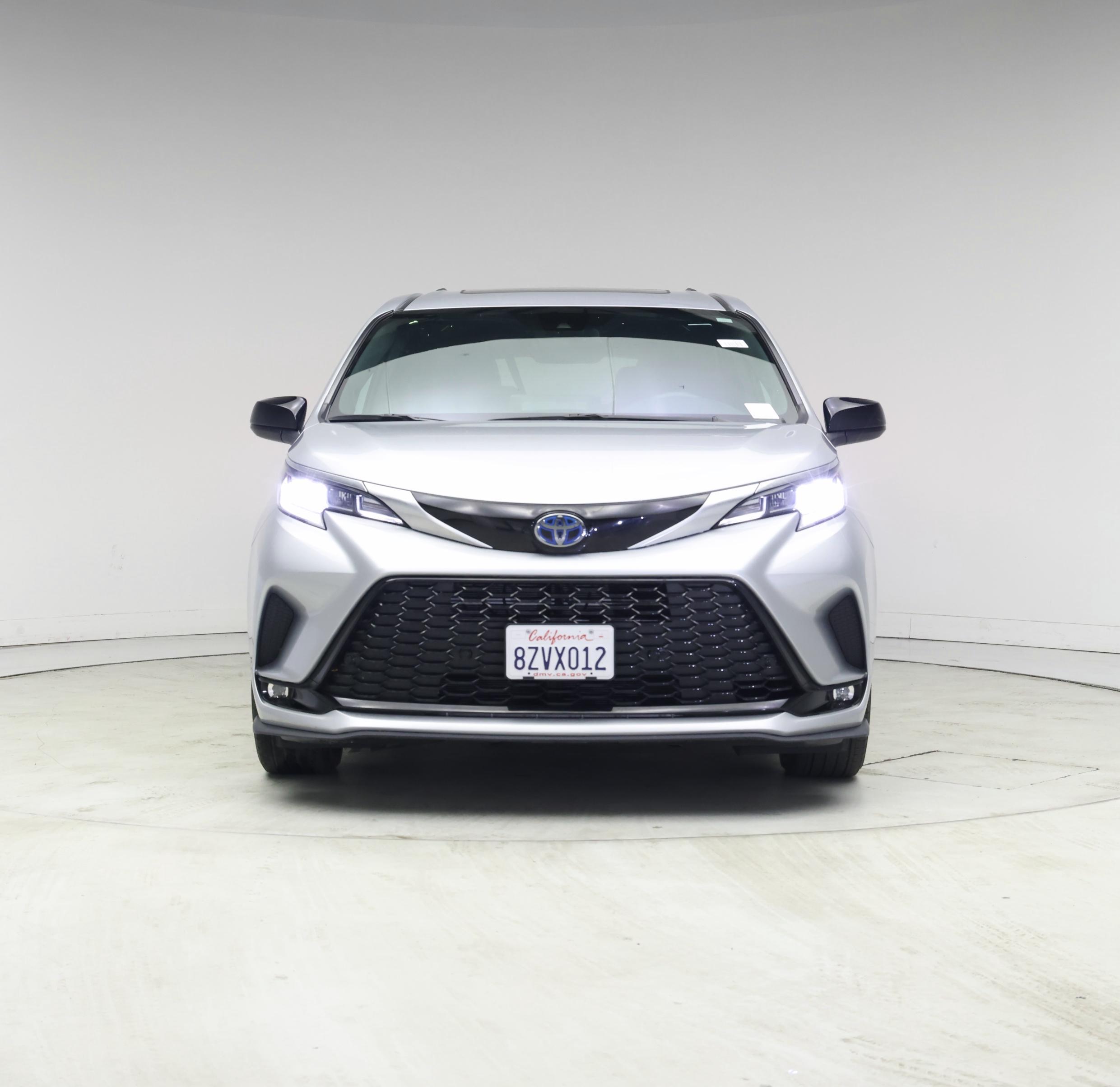 Thumbnail: 2022 Toyota Sienna - 5