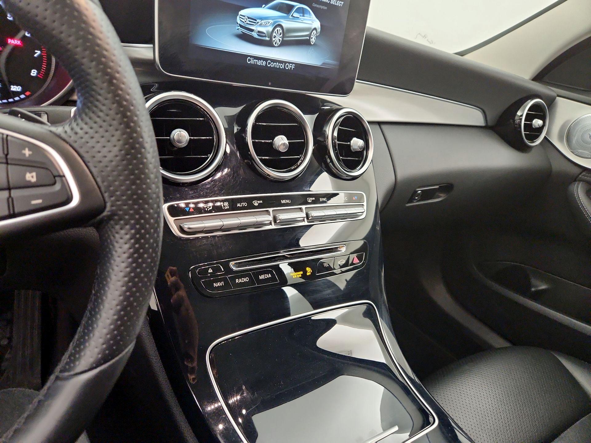 Thumbnail: 2016 Mercedes-Benz C-Class - 16