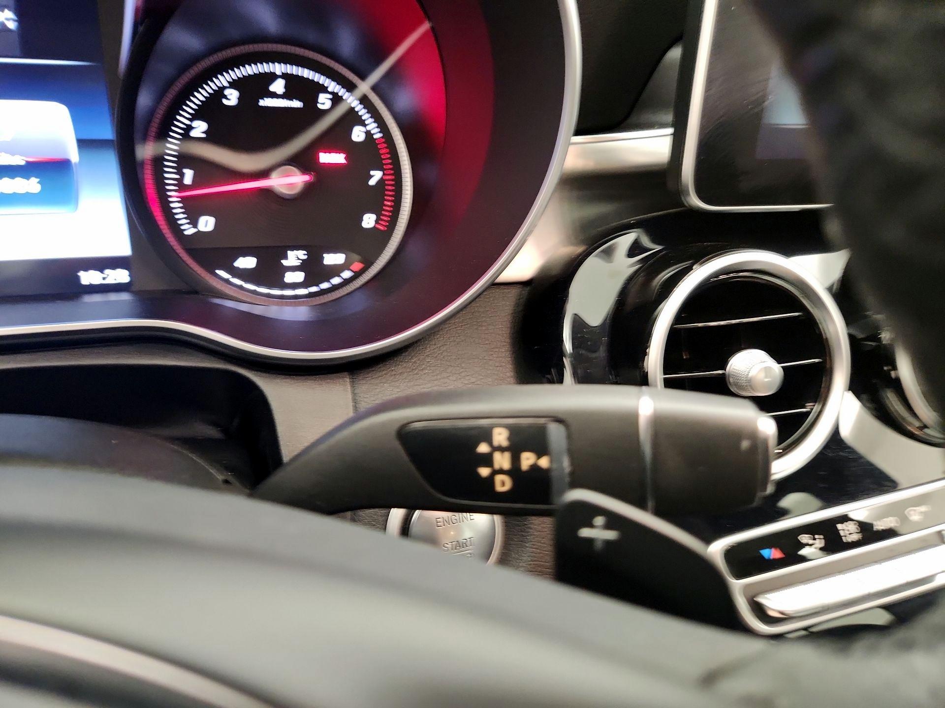 Thumbnail: 2016 Mercedes-Benz C-Class - 17
