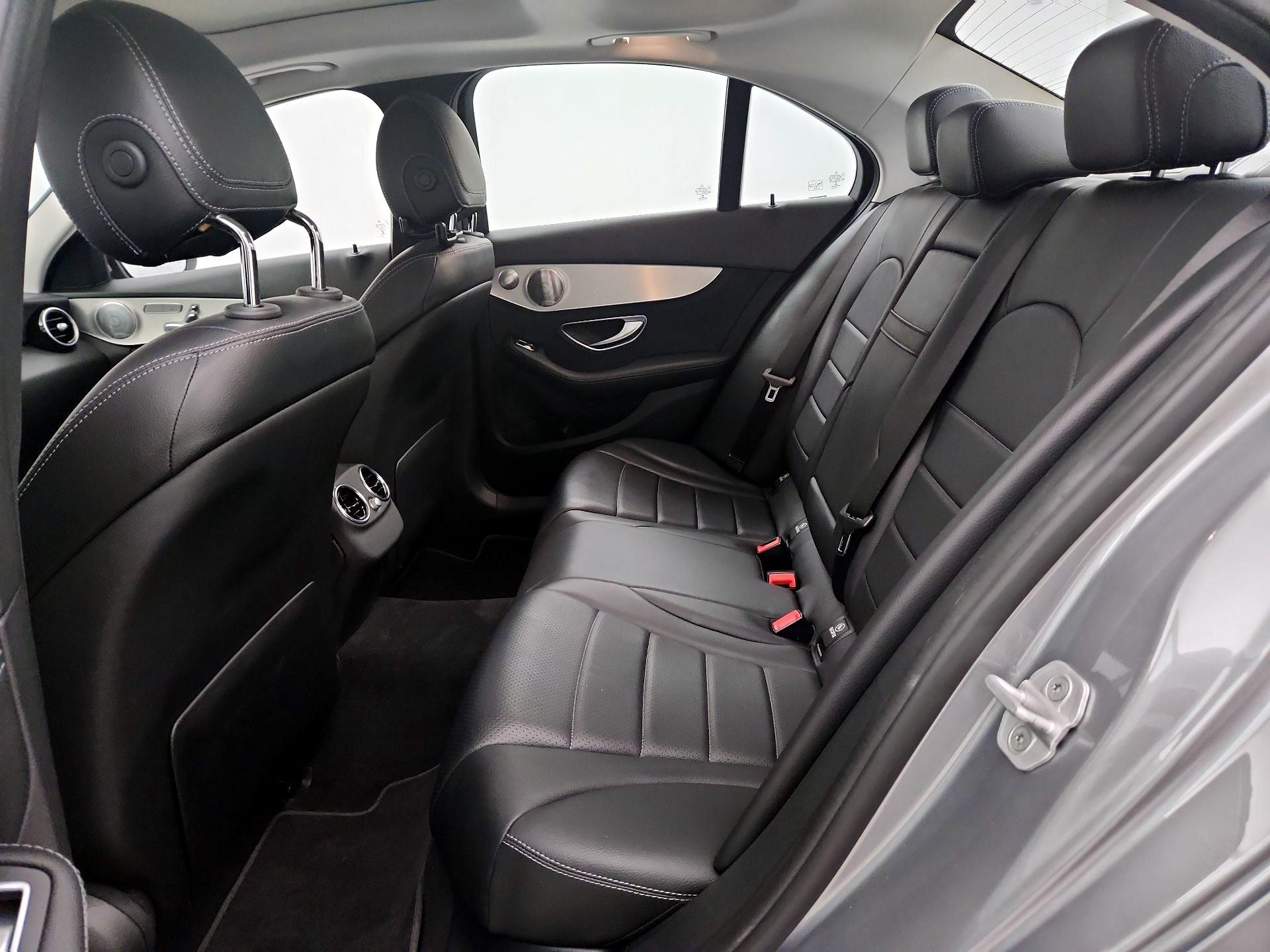 Thumbnail: 2016 Mercedes-Benz C-Class - 19