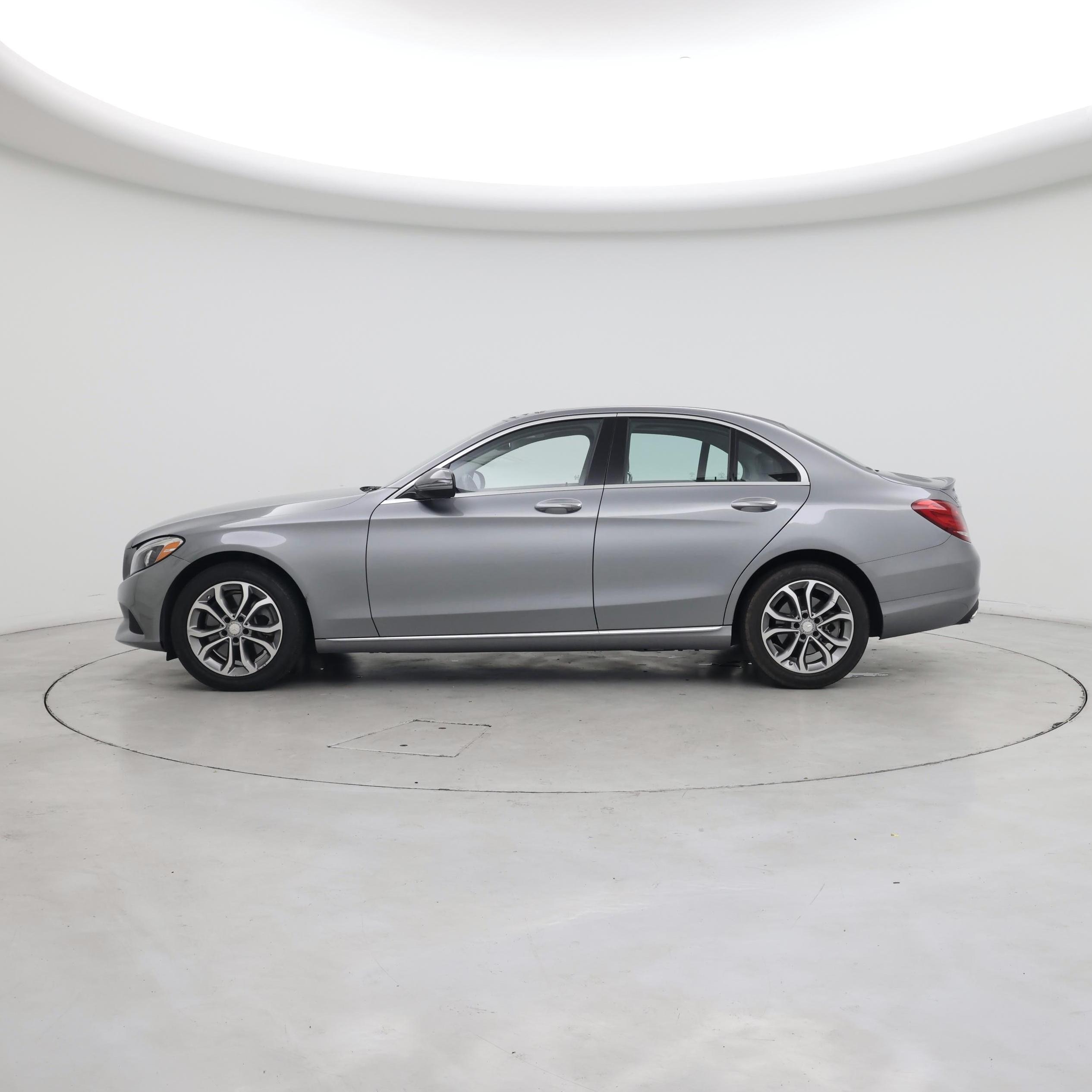 Thumbnail: 2016 Mercedes-Benz C-Class - 3