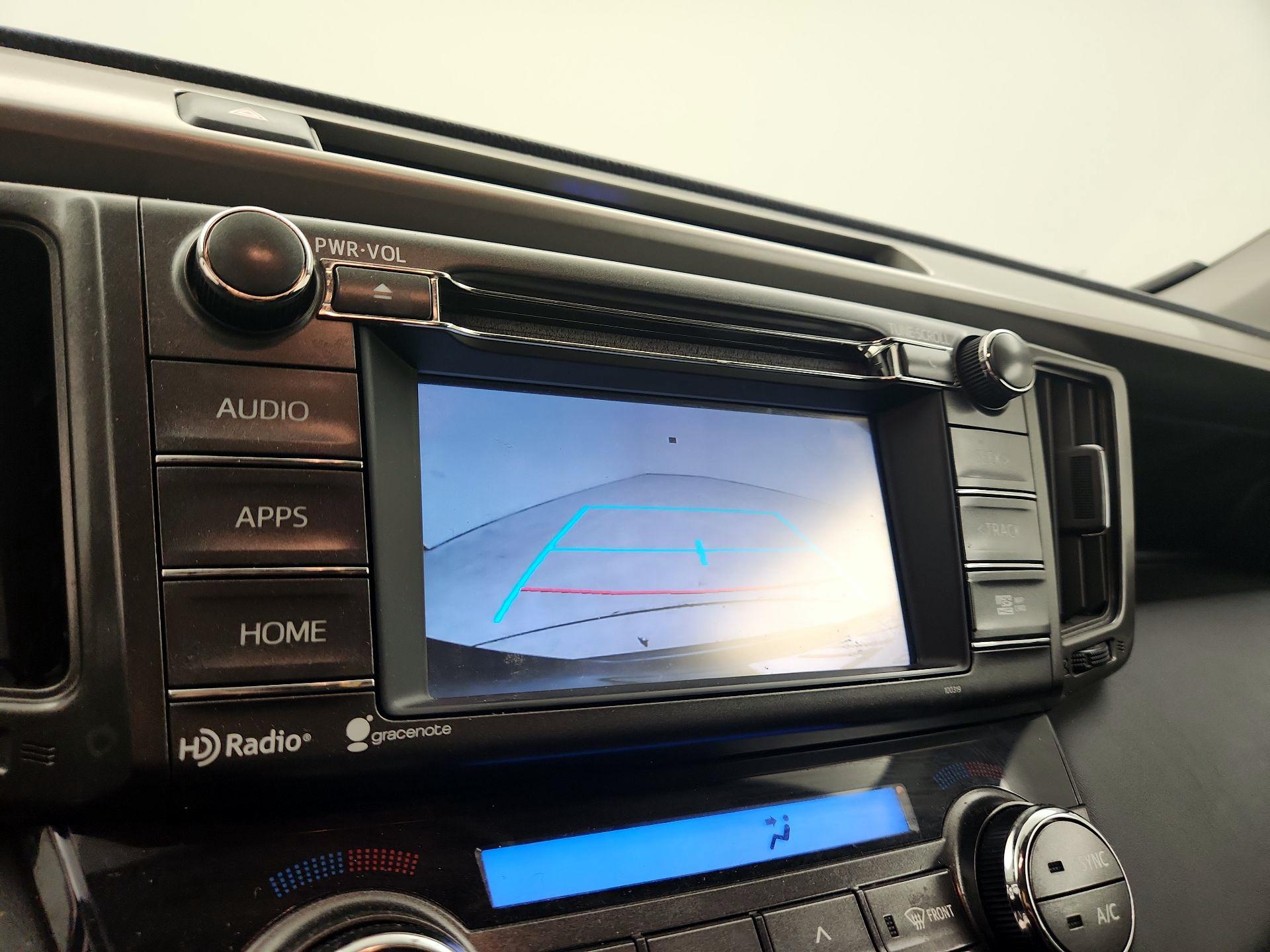 Thumbnail: 2015 Toyota RAV4 - 14
