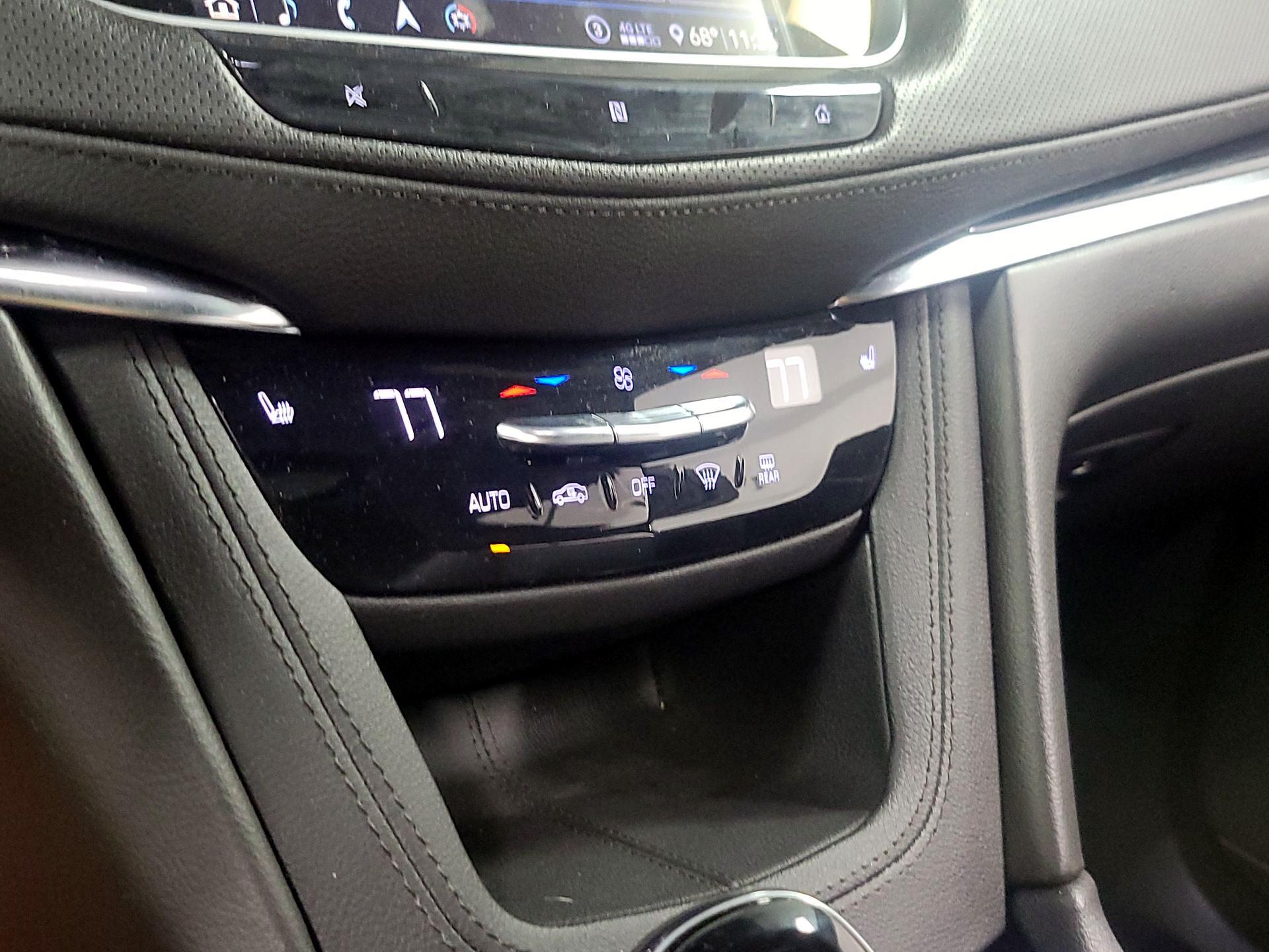 Thumbnail: 2020 Cadillac XT5 - 16