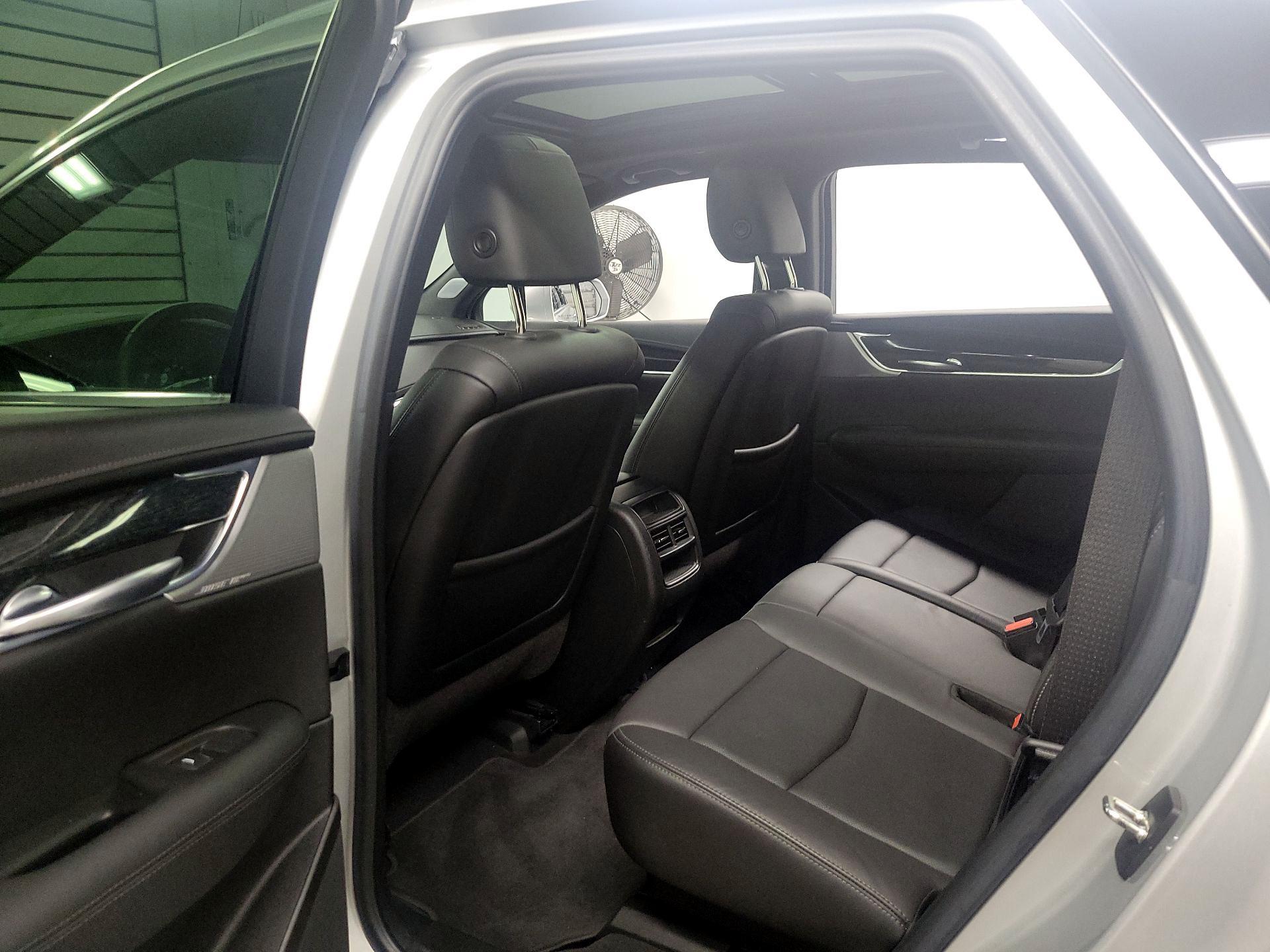 Thumbnail: 2020 Cadillac XT5 - 19