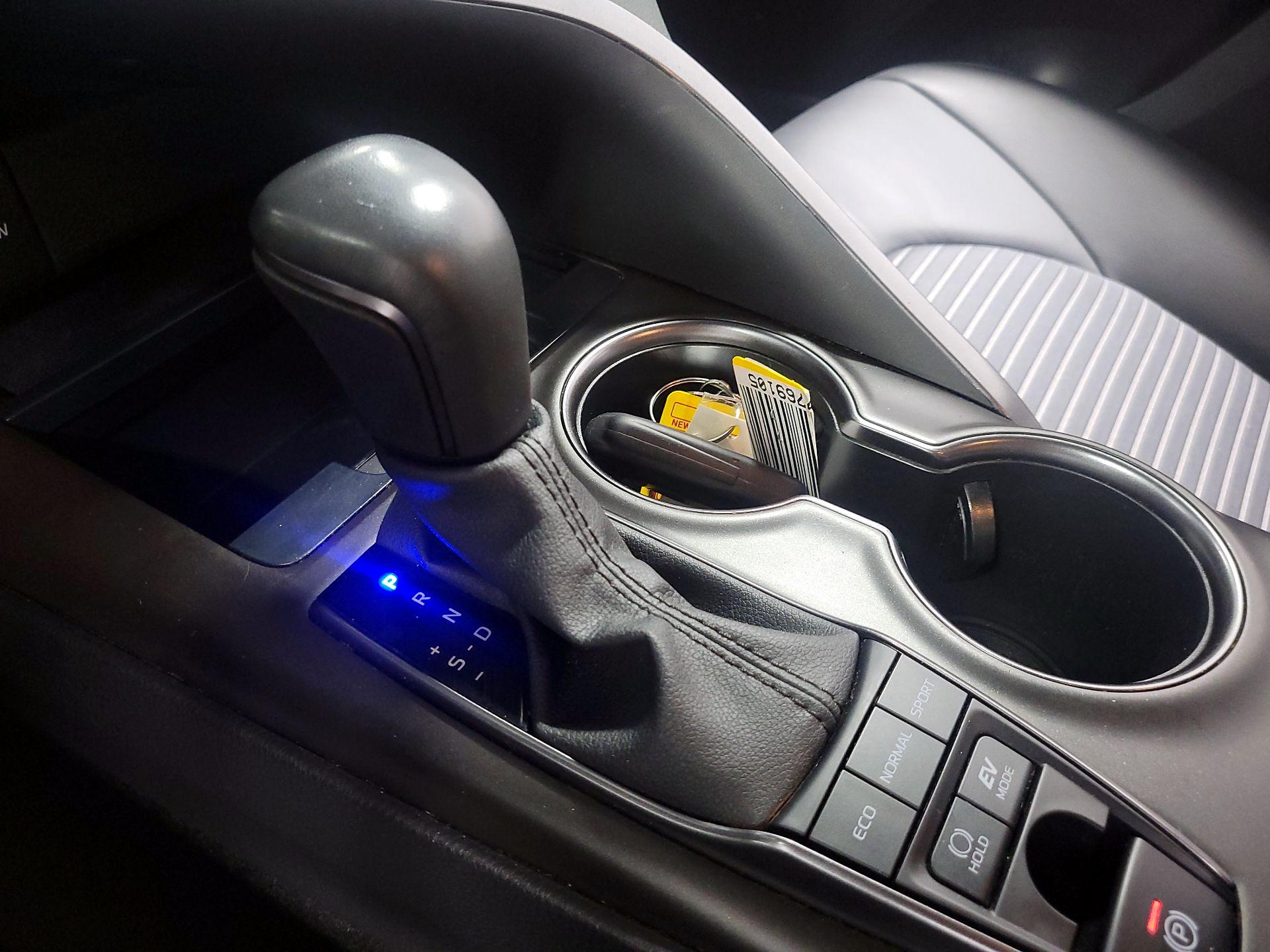 Thumbnail: 2023 Toyota Camry - 16