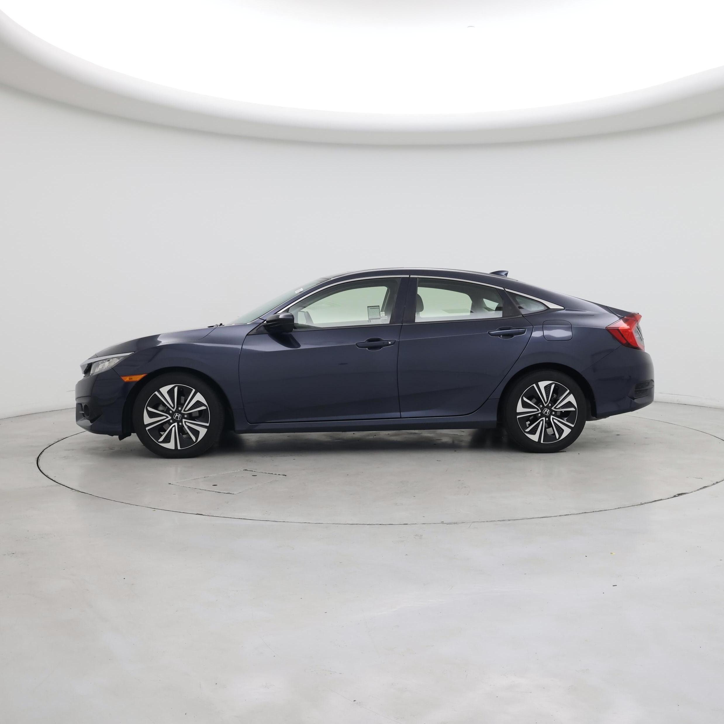 Thumbnail: 2018 Honda Civic - 3