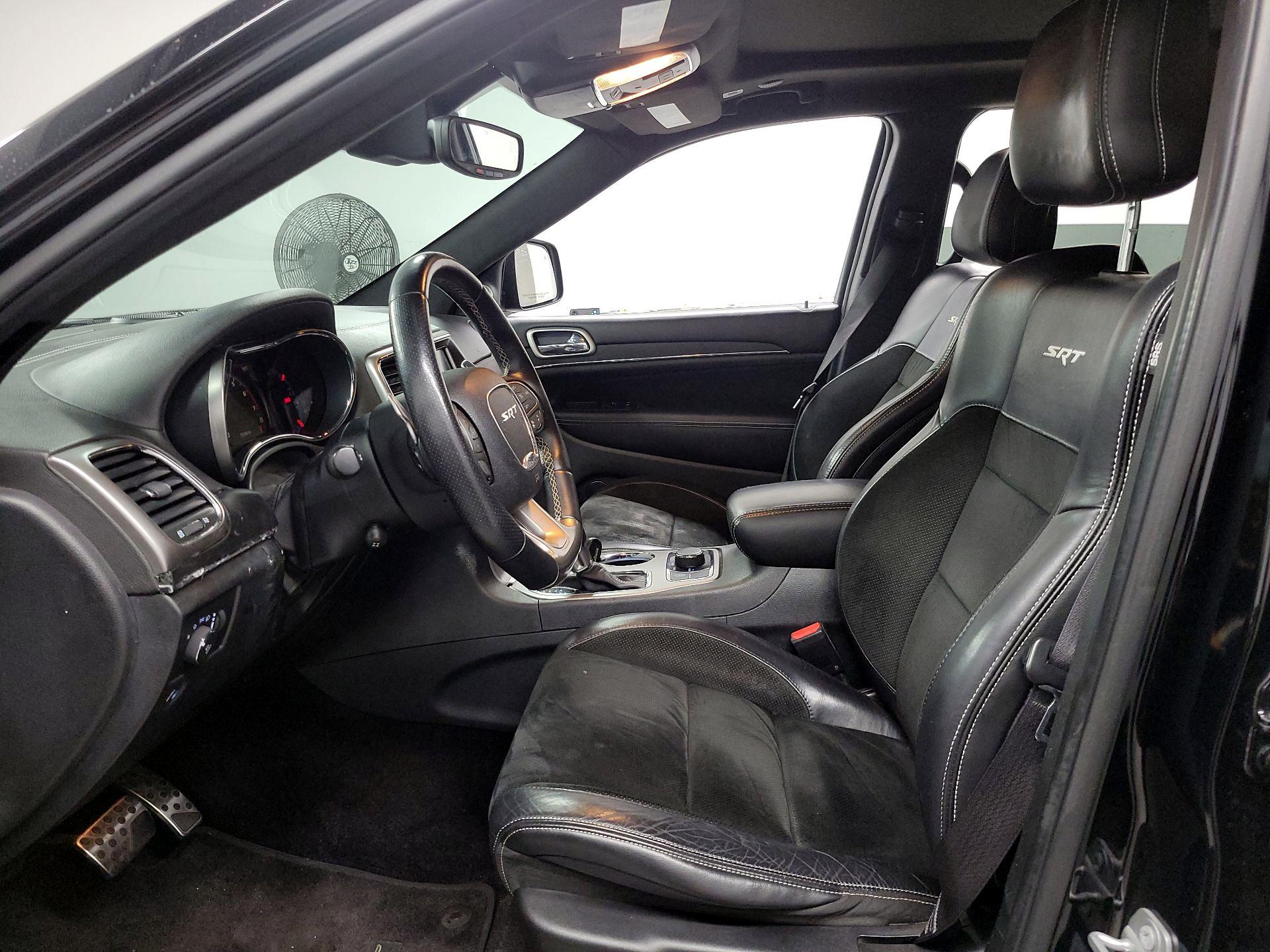 Thumbnail: 2017 Jeep Grand Cherokee - 11