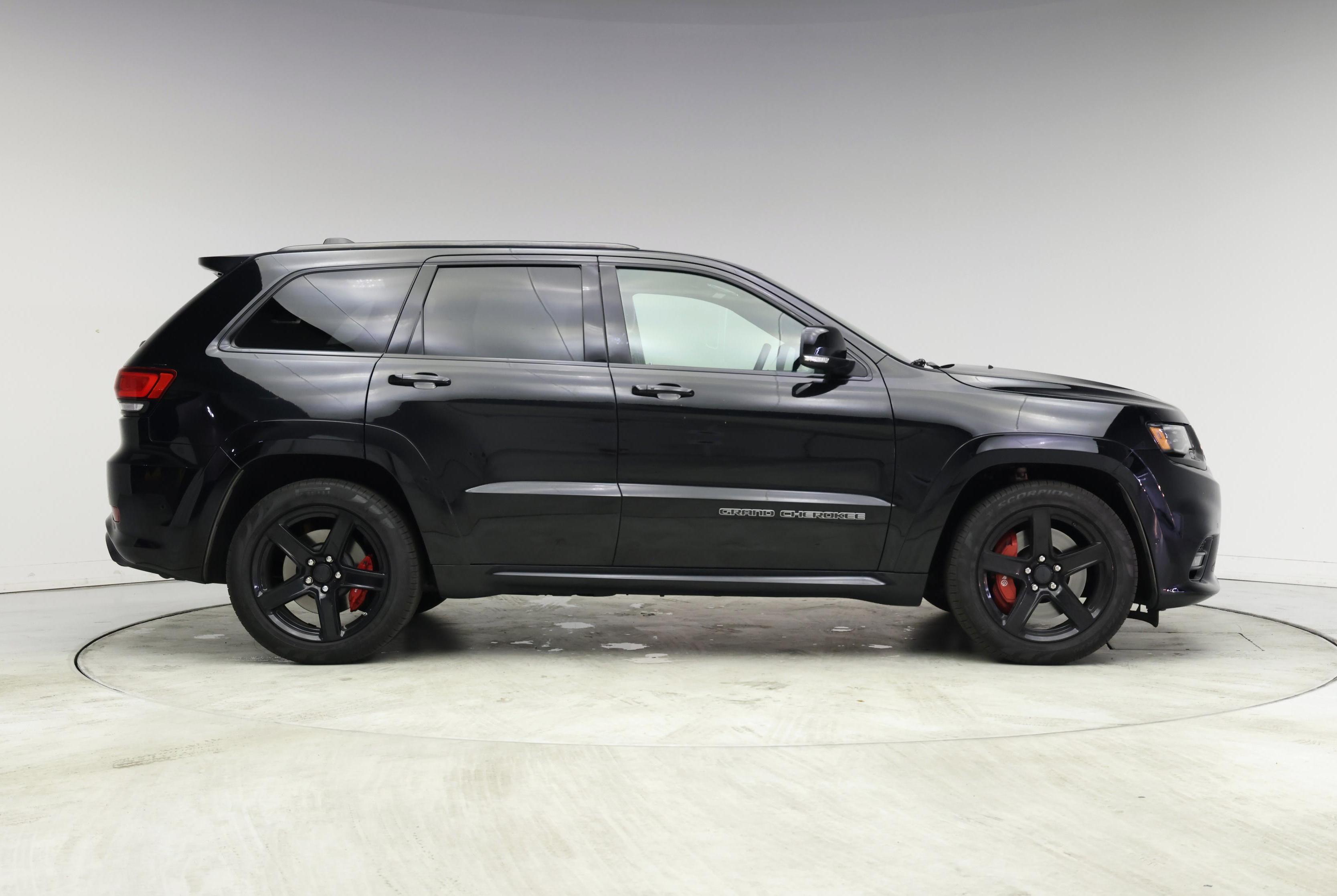 Thumbnail: 2017 Jeep Grand Cherokee - 7