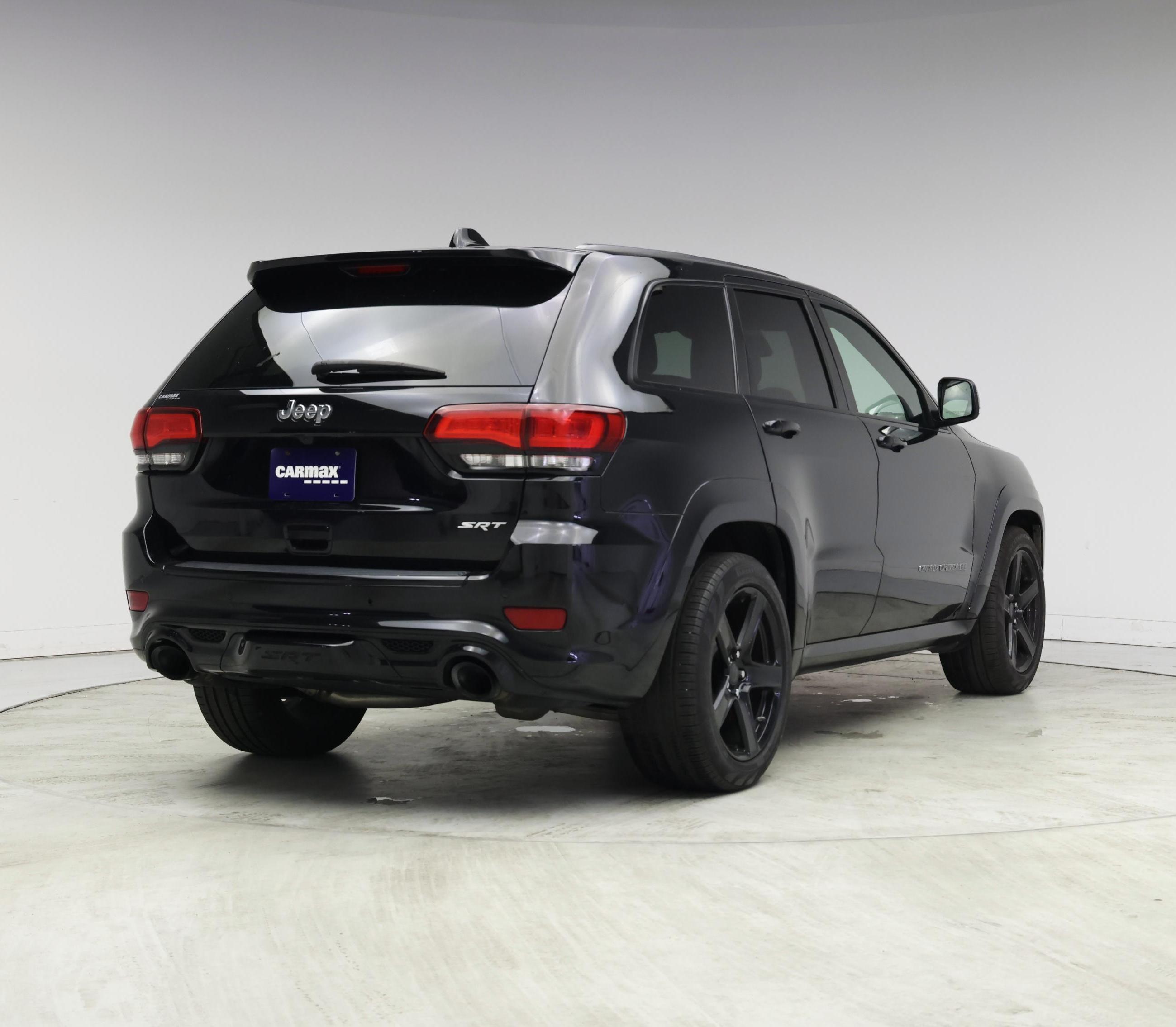 Thumbnail: 2017 Jeep Grand Cherokee - 8
