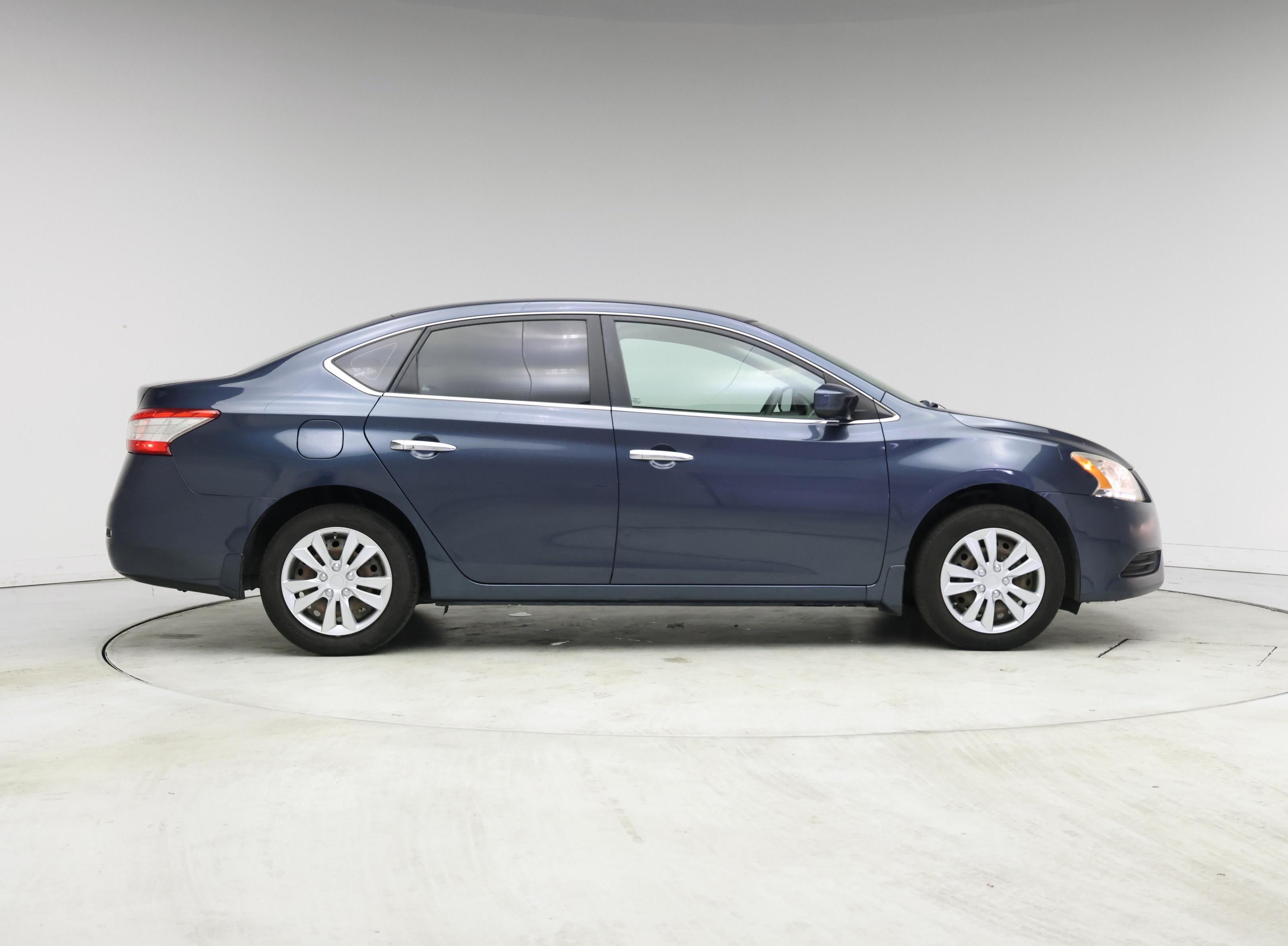 Thumbnail: 2014 Nissan Sentra - 7