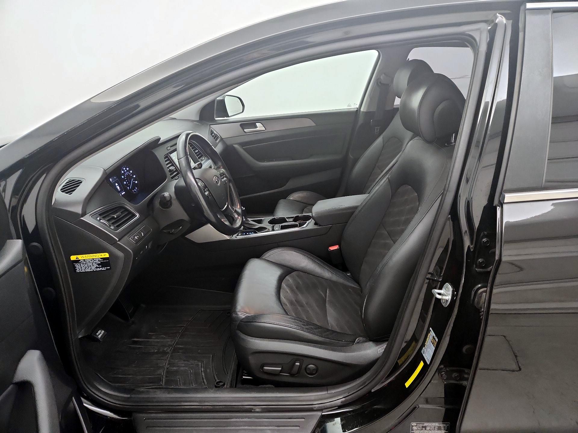 Thumbnail: 2016 Hyundai Sonata - 11