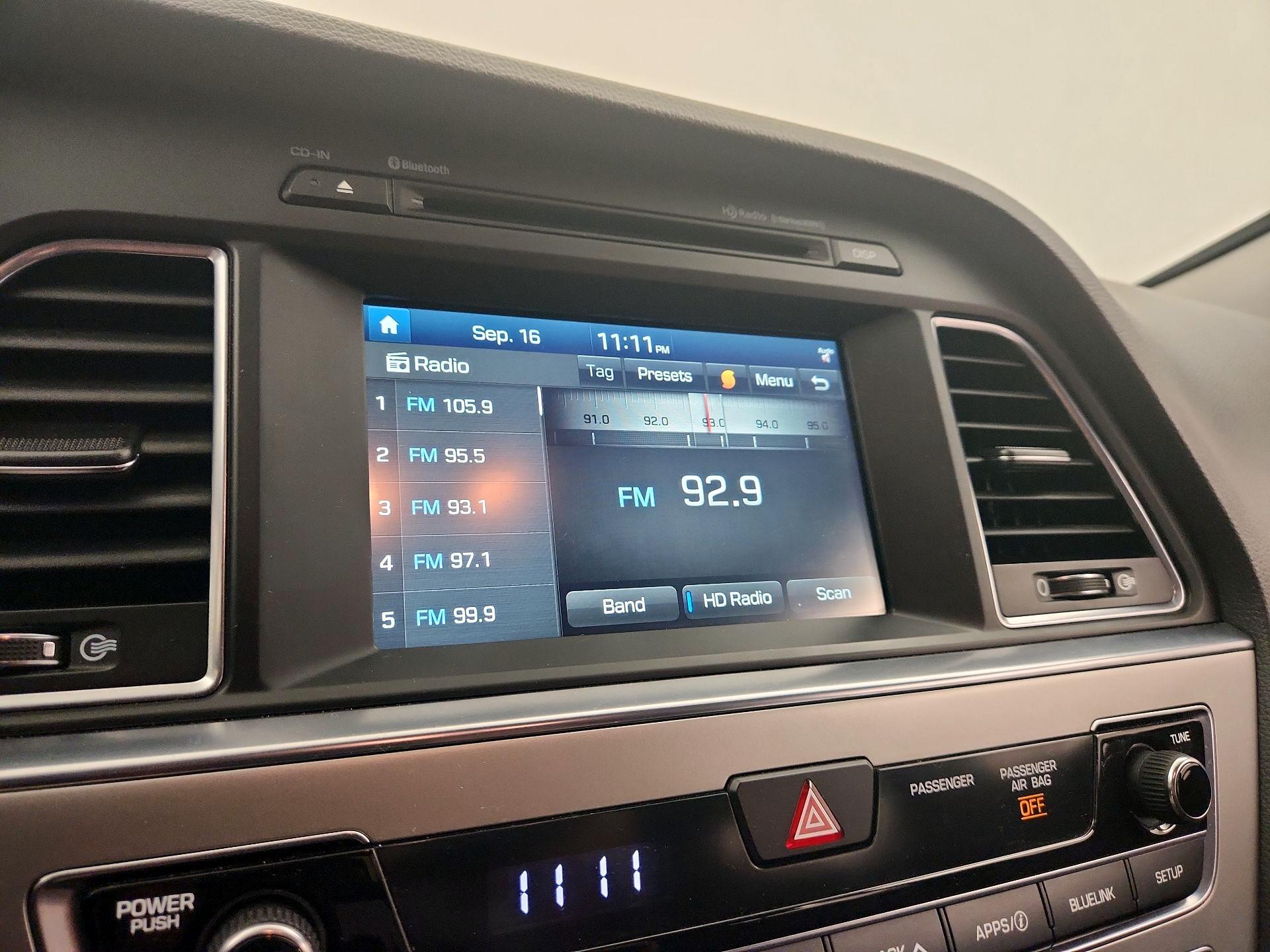 Thumbnail: 2016 Hyundai Sonata - 15