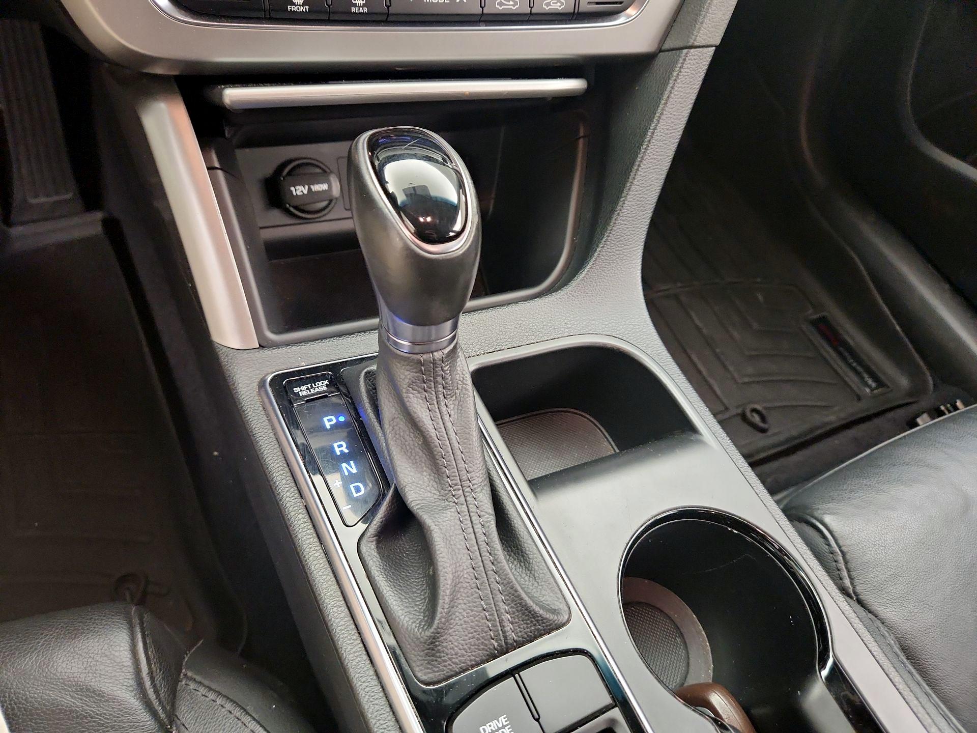 Thumbnail: 2016 Hyundai Sonata - 17