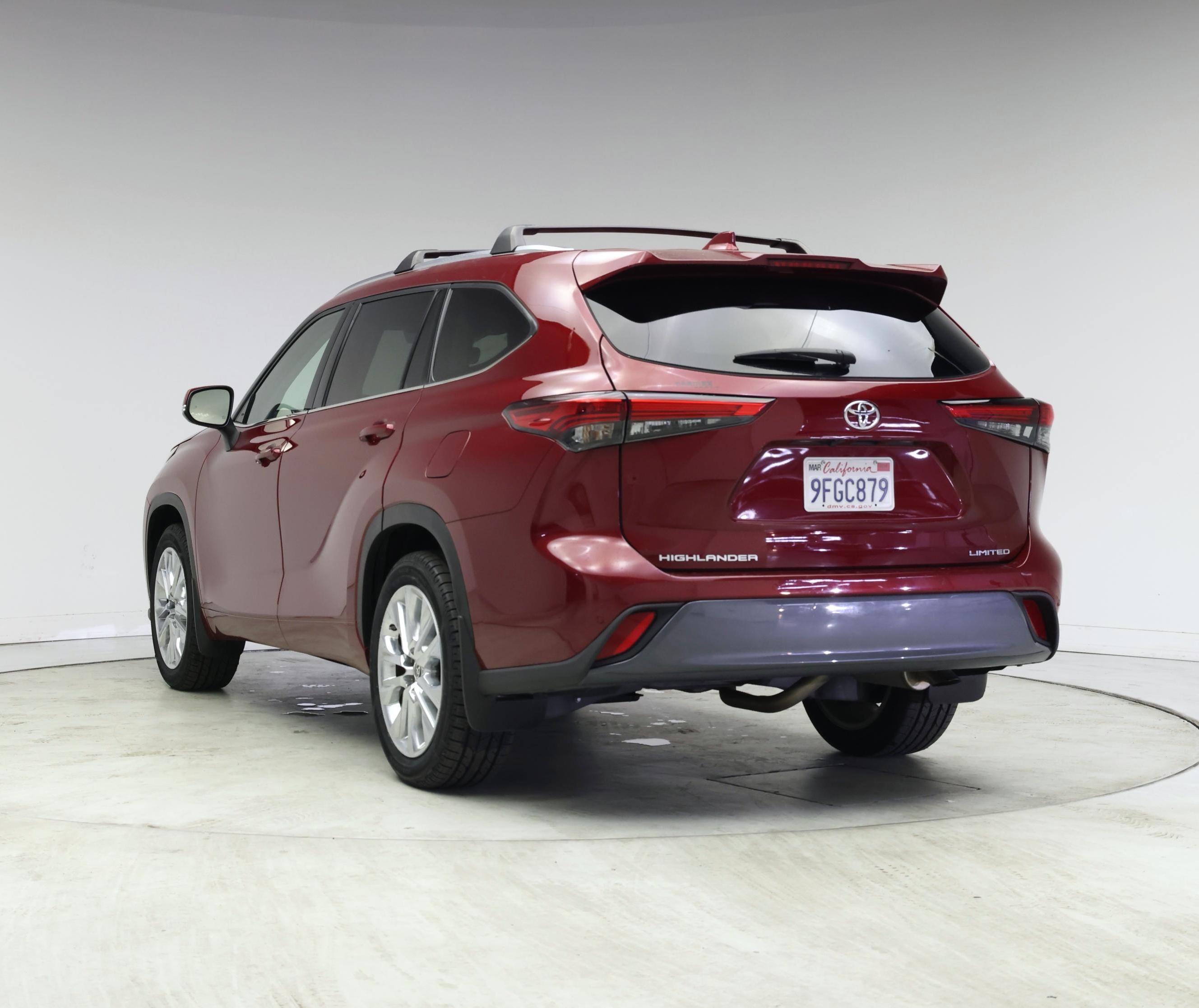 Thumbnail: 2023 Toyota Highlander - 2