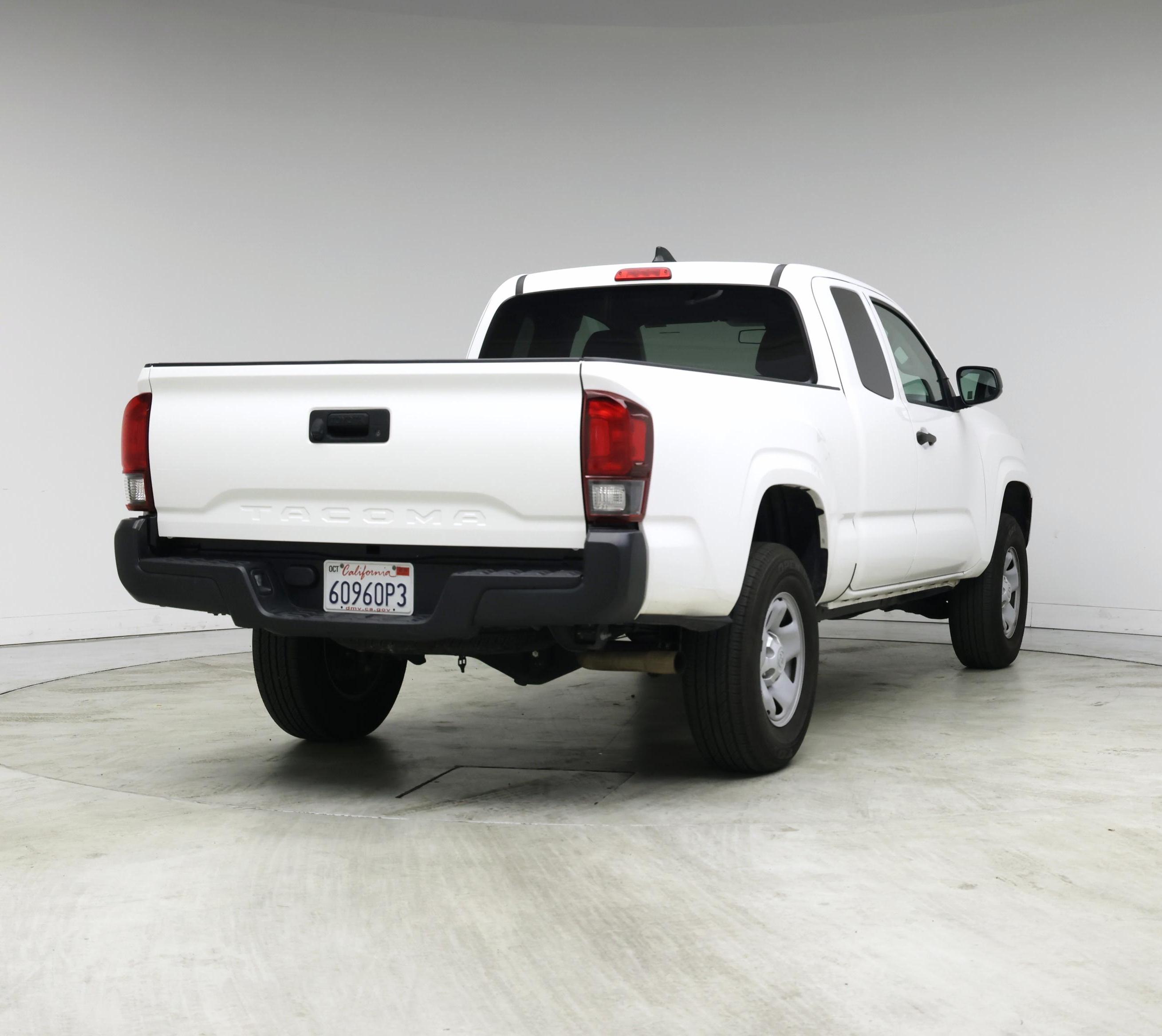 Thumbnail: 2022 Toyota Tacoma - 8