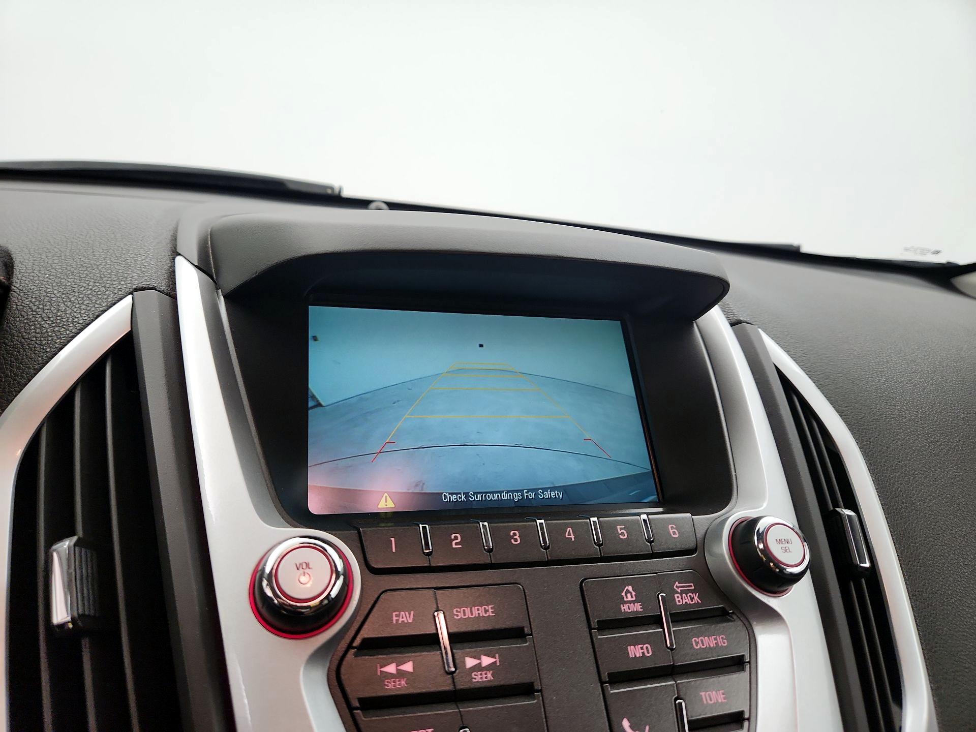 Thumbnail: 2015 GMC Terrain - 13