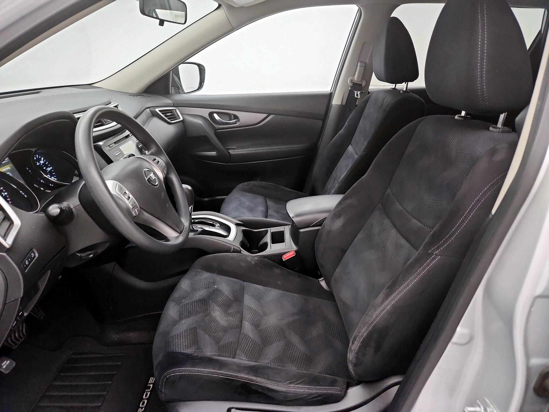 Thumbnail: 2016 Nissan Rogue - 11
