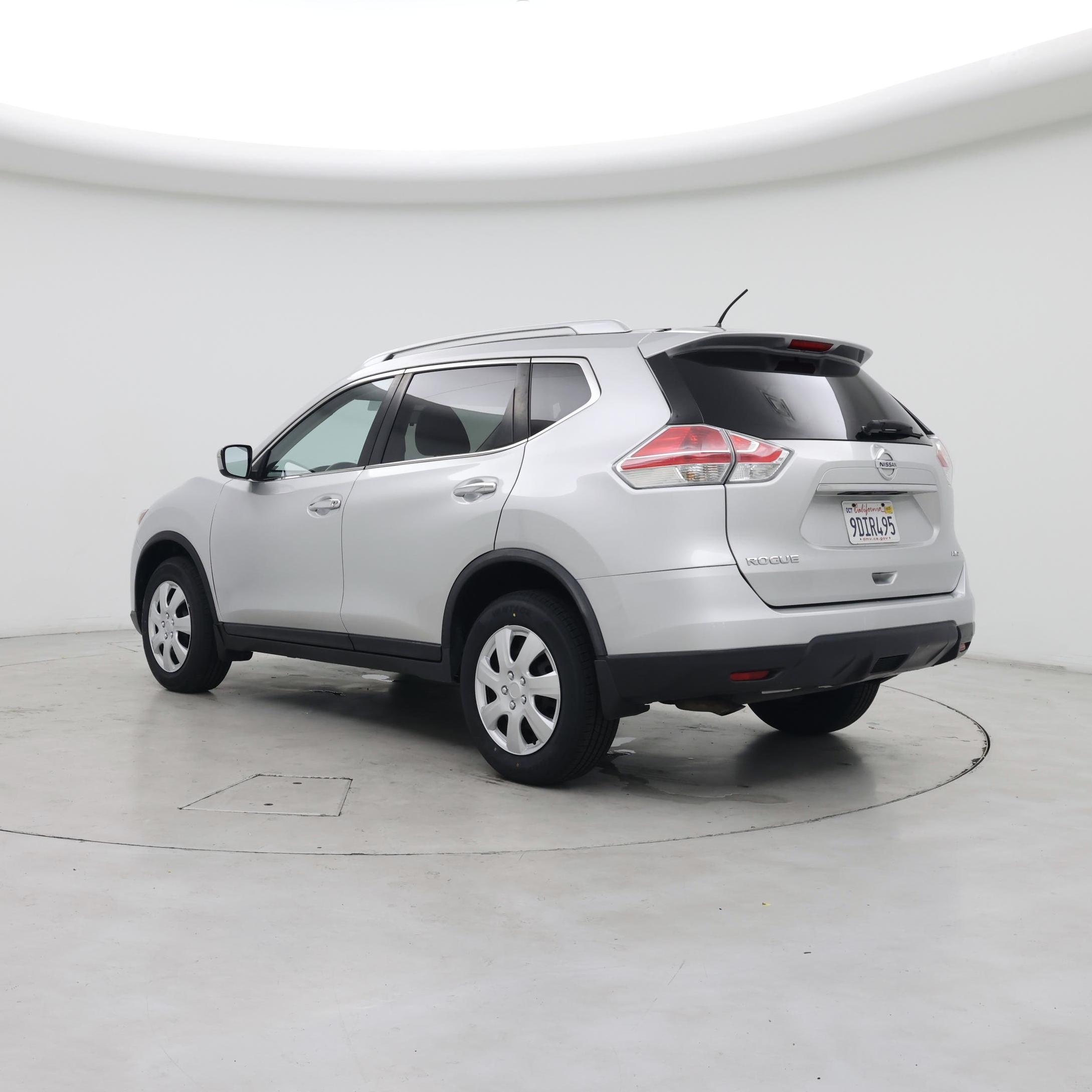Thumbnail: 2016 Nissan Rogue - 2
