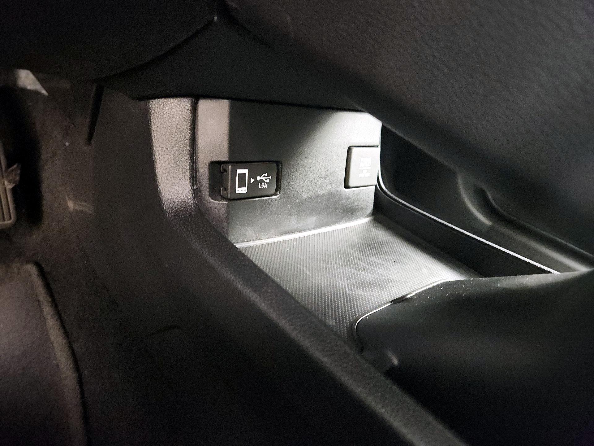 Thumbnail: 2016 Honda Civic - 18