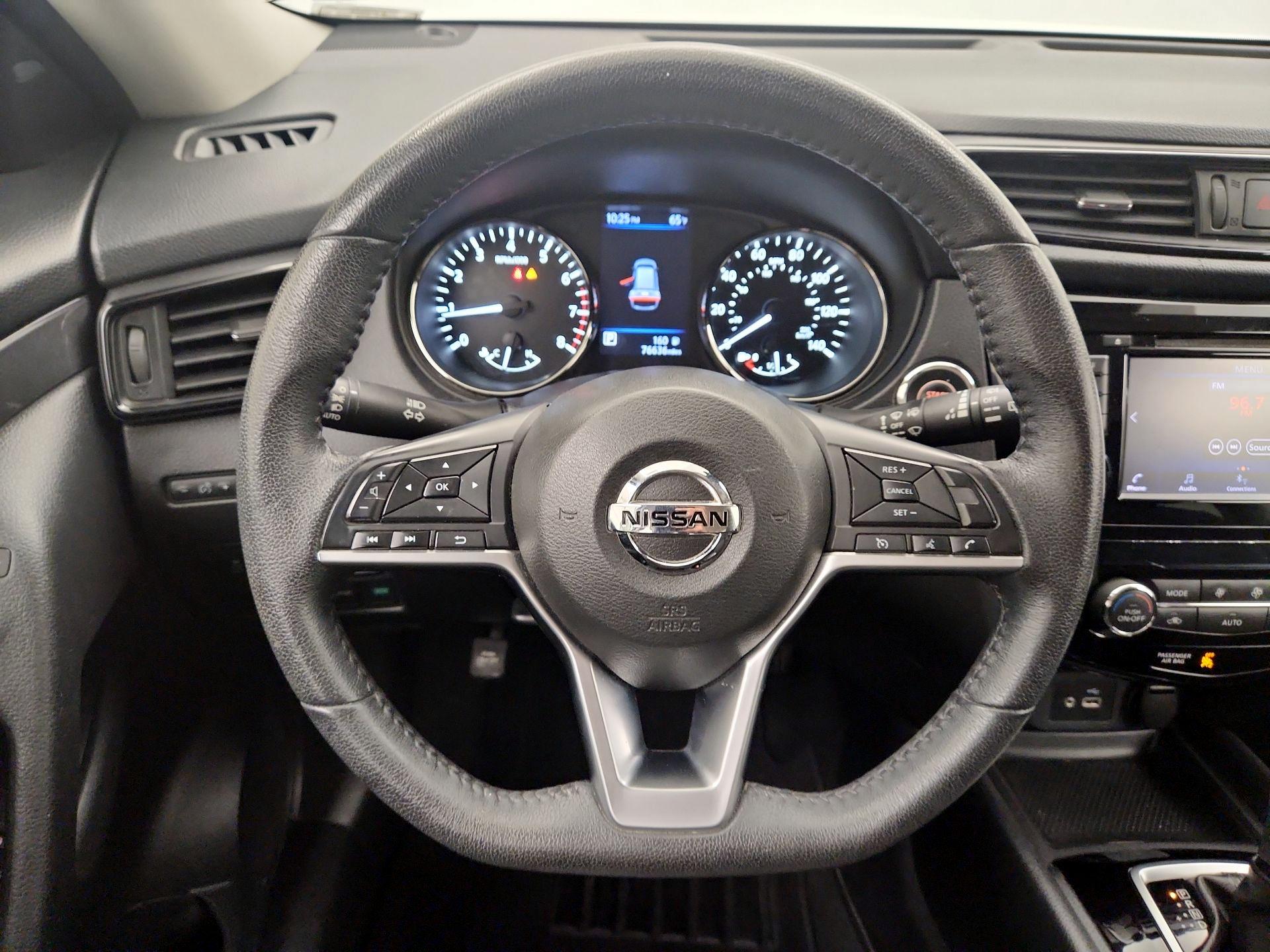 Thumbnail: 2020 Nissan Rogue - 10