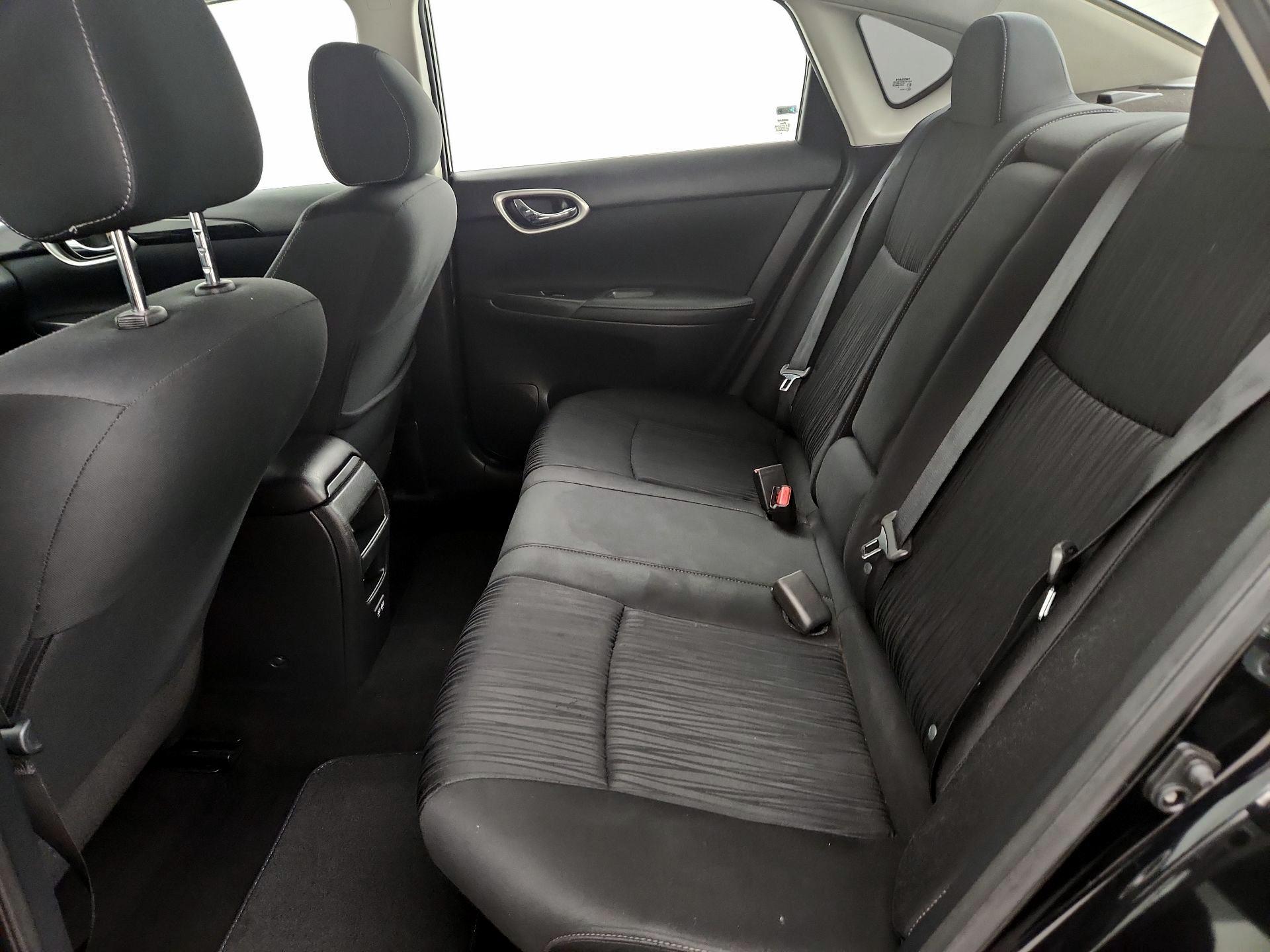 Thumbnail: 2019 Nissan Sentra - 19