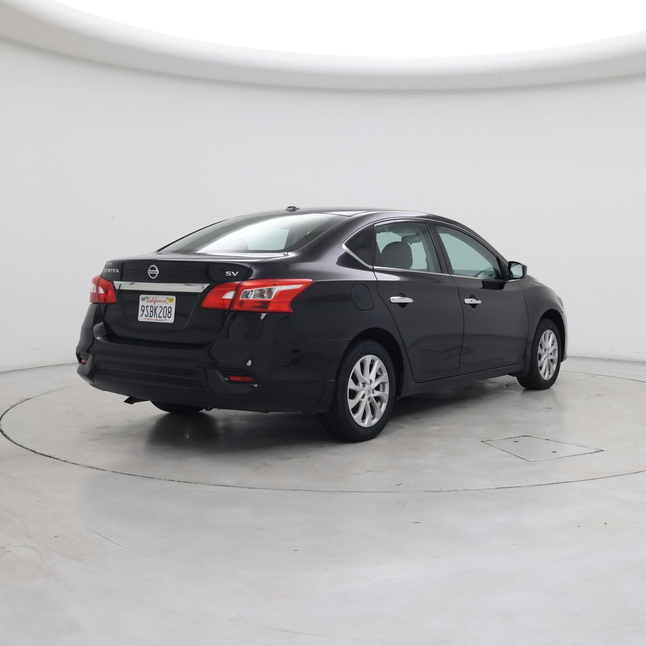 Thumbnail: 2019 Nissan Sentra - 8