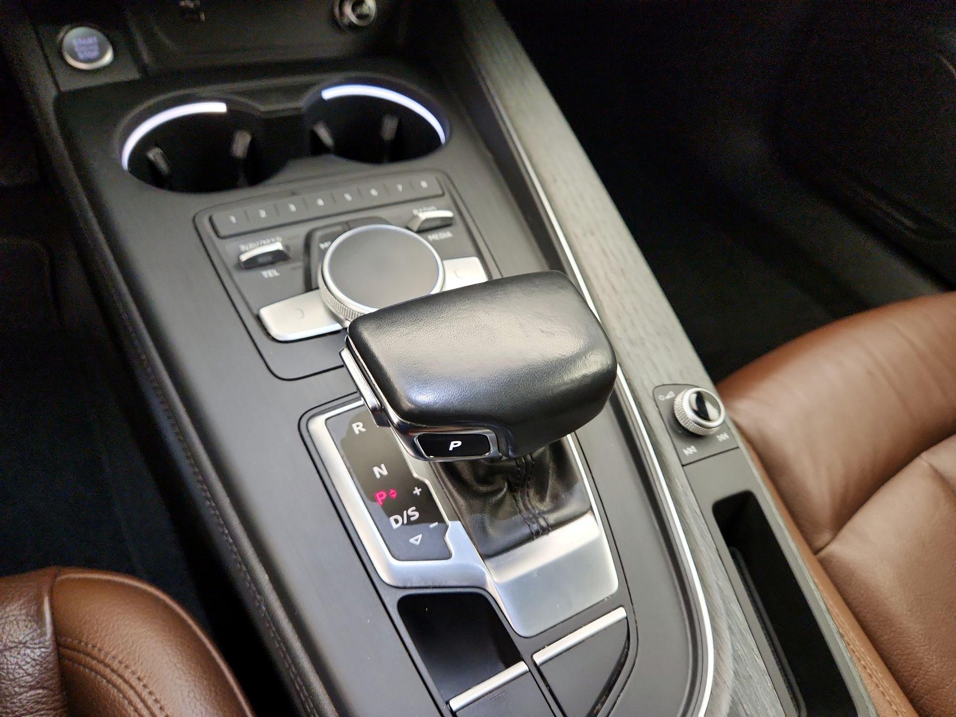 Thumbnail: 2019 Audi A4 - 18