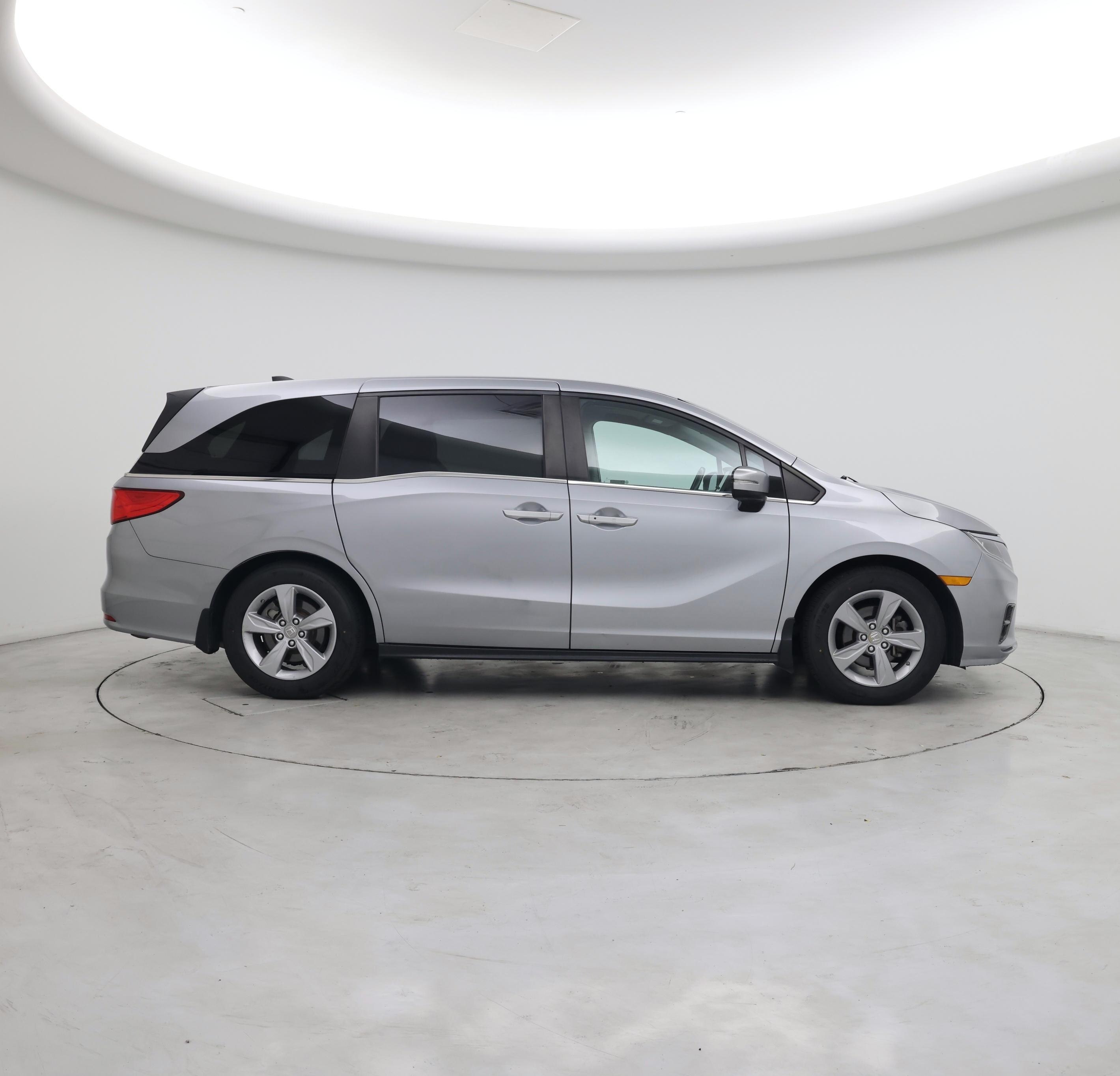 Thumbnail: 2019 Honda Odyssey - 7