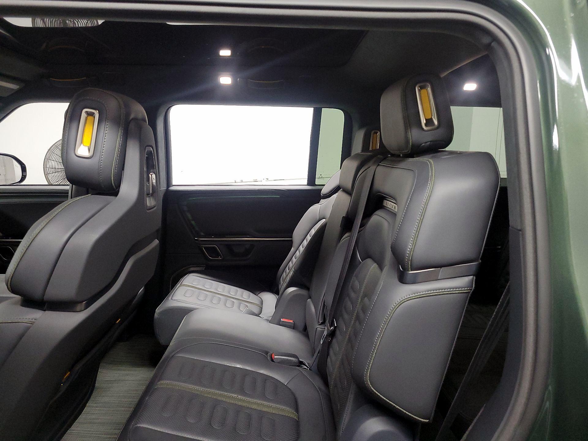 Thumbnail: 2022 Rivian R1S - 20