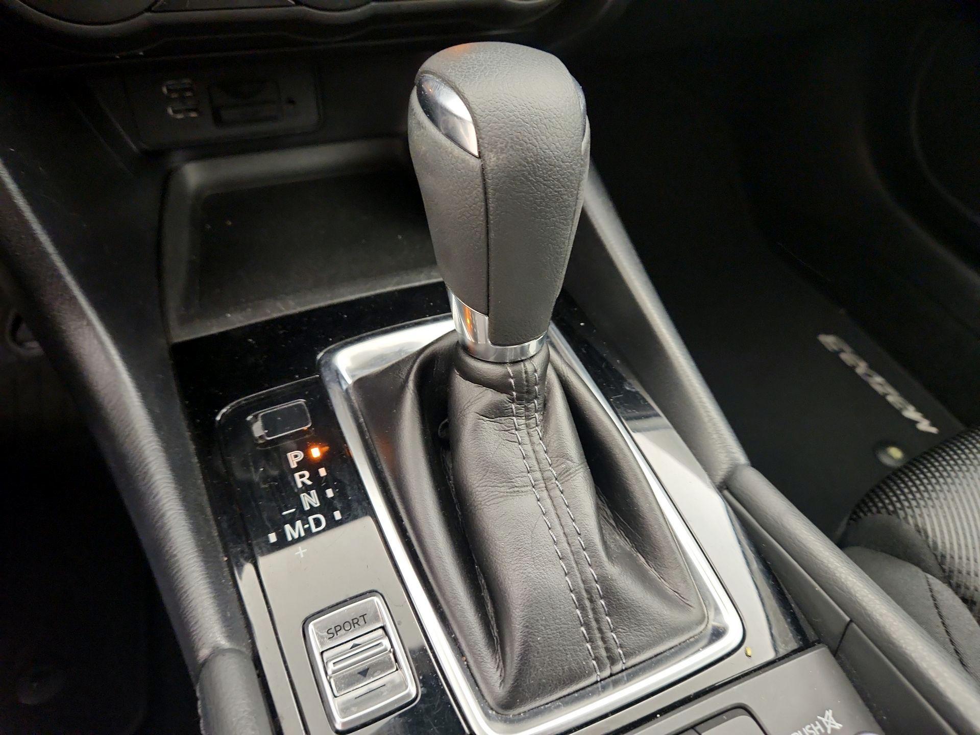 Thumbnail: 2018 Mazda Mazda3 - 17