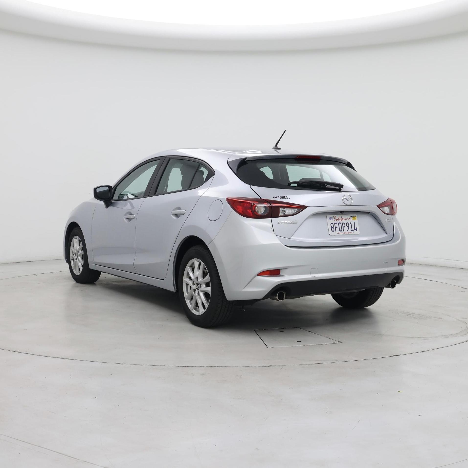 Thumbnail: 2018 Mazda Mazda3 - 2