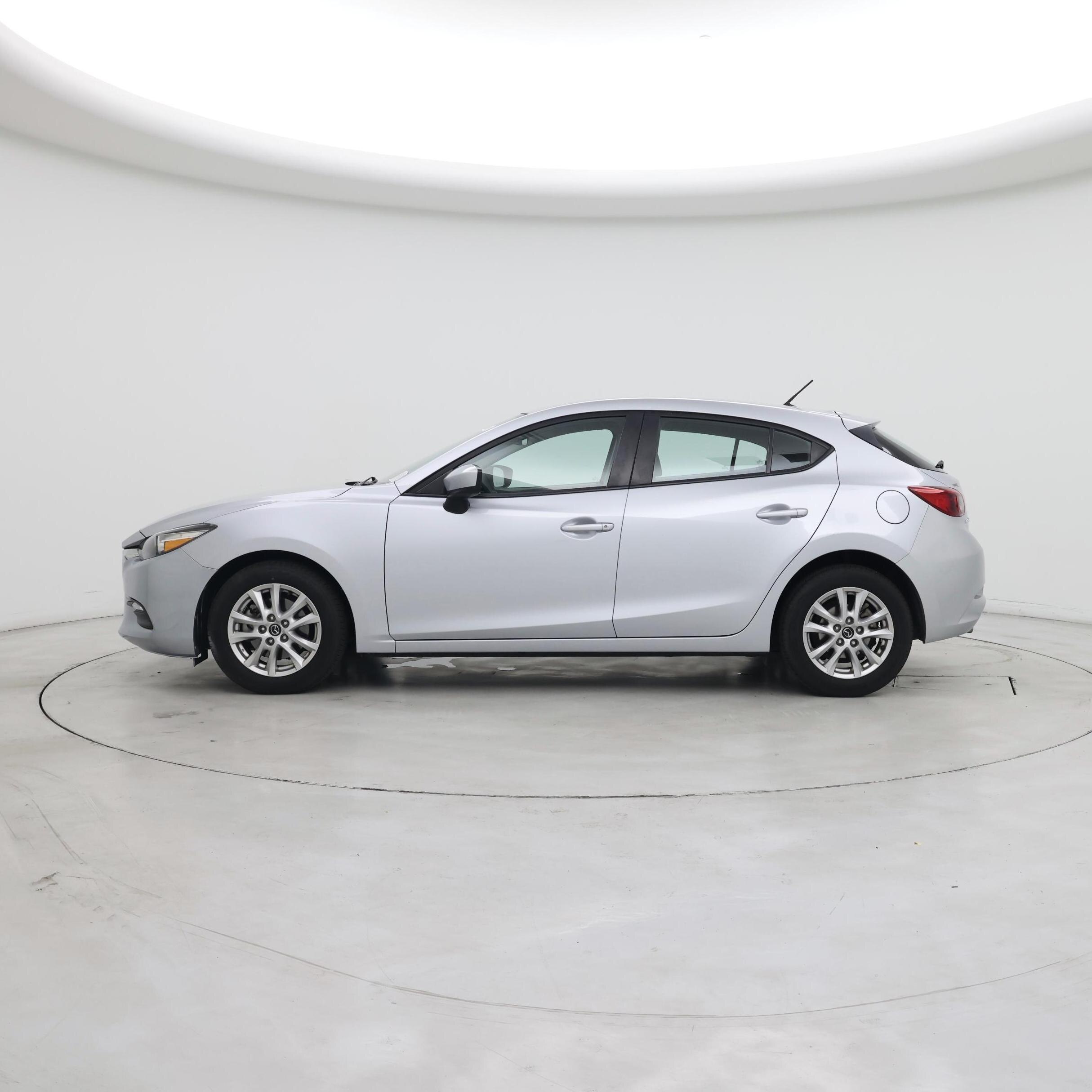 Thumbnail: 2018 Mazda Mazda3 - 3