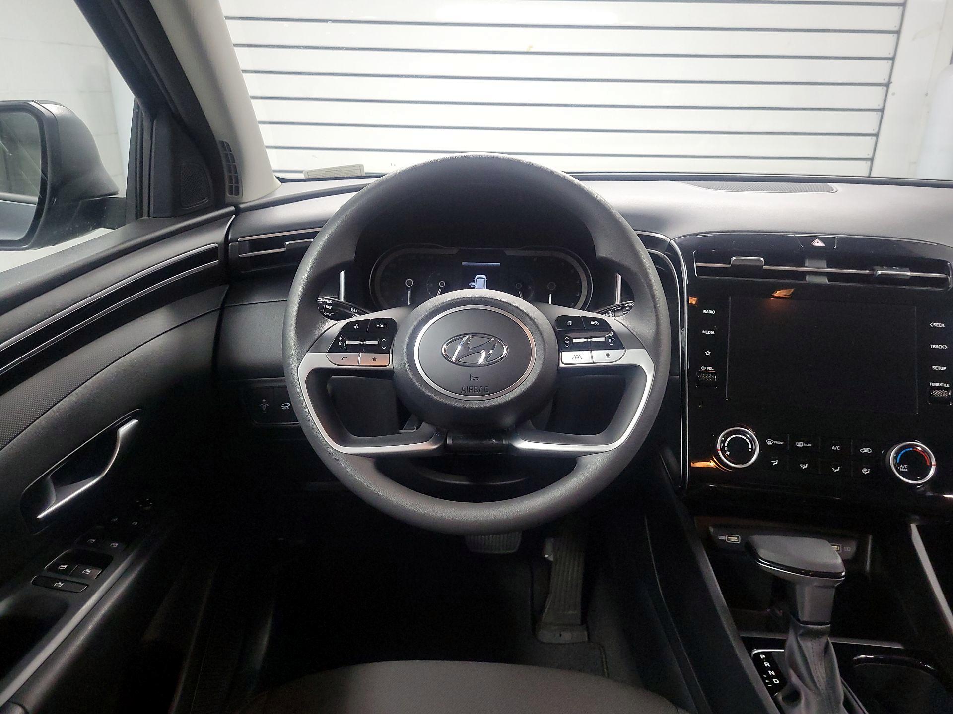Thumbnail: 2023 Hyundai Tucson - 10