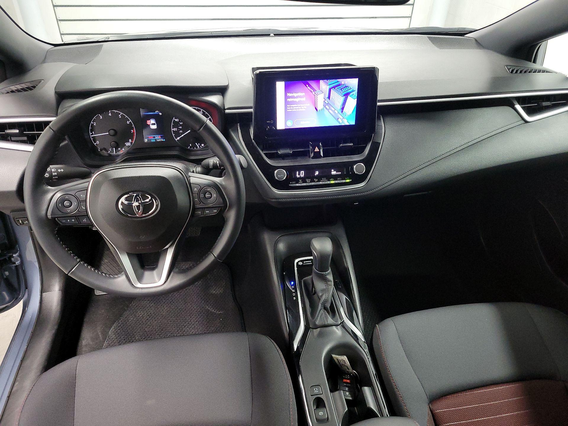 Thumbnail: 2025 Toyota Corolla - 9