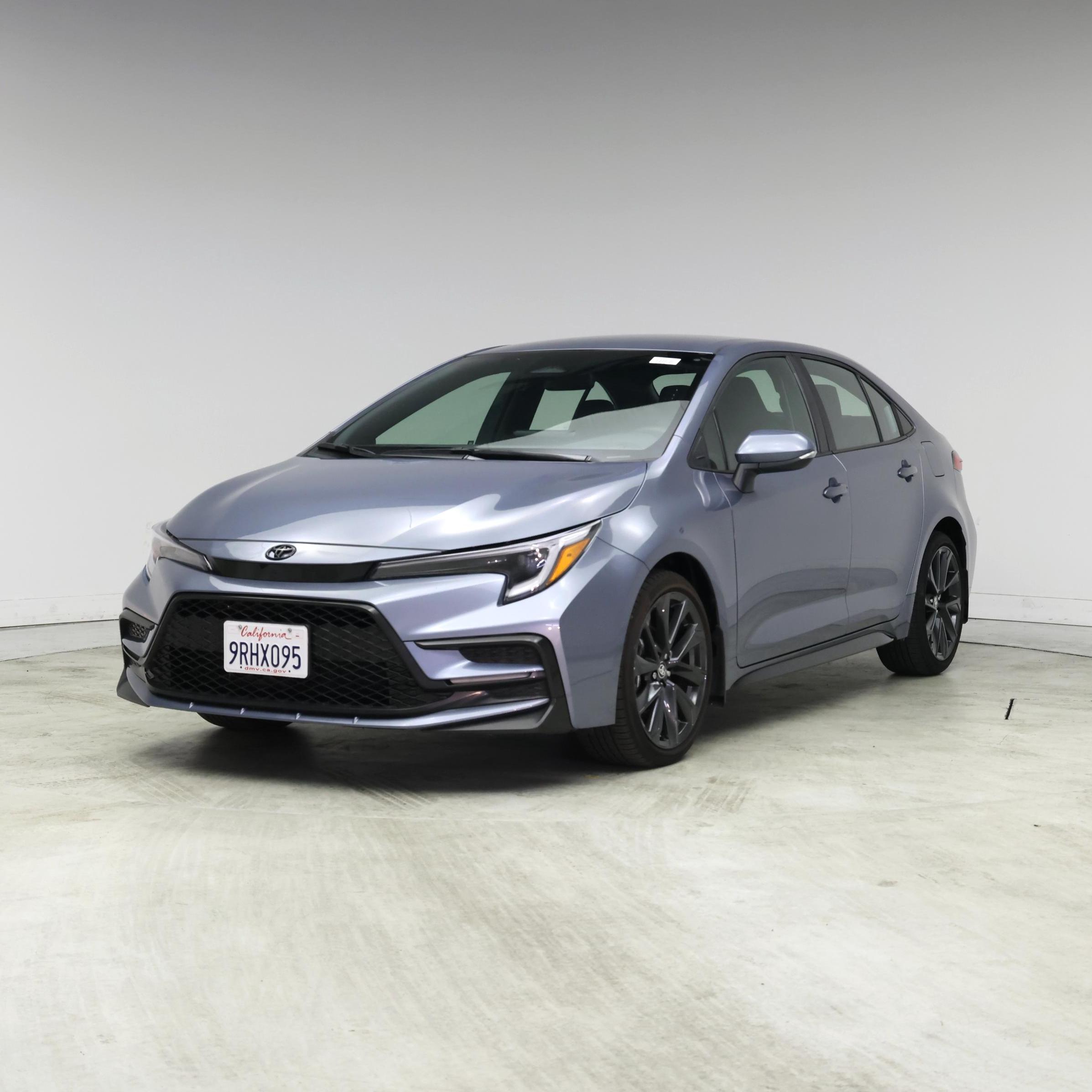 Thumbnail: 2025 Toyota Corolla - 4