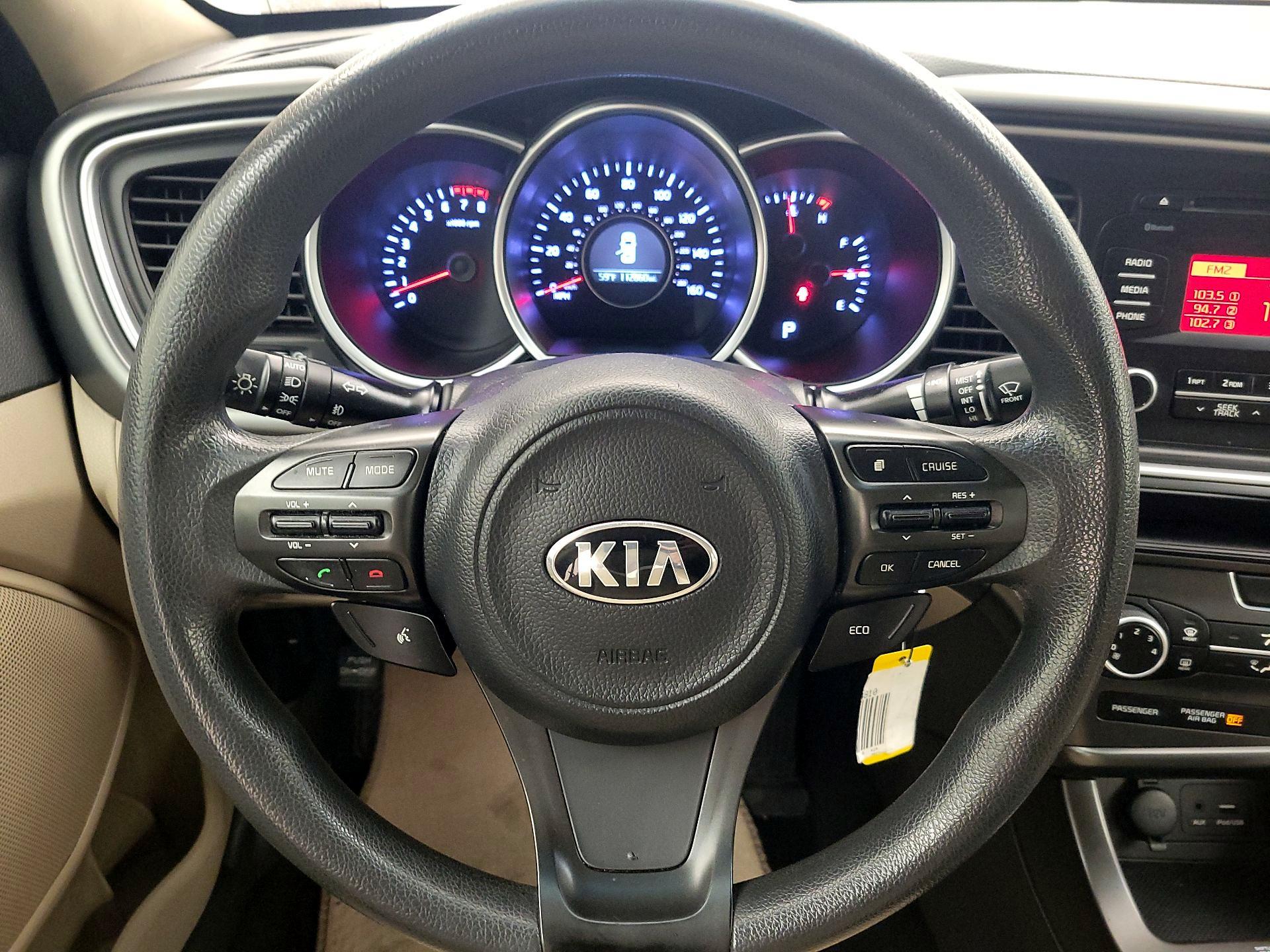 Thumbnail: 2015 Kia Optima - 10