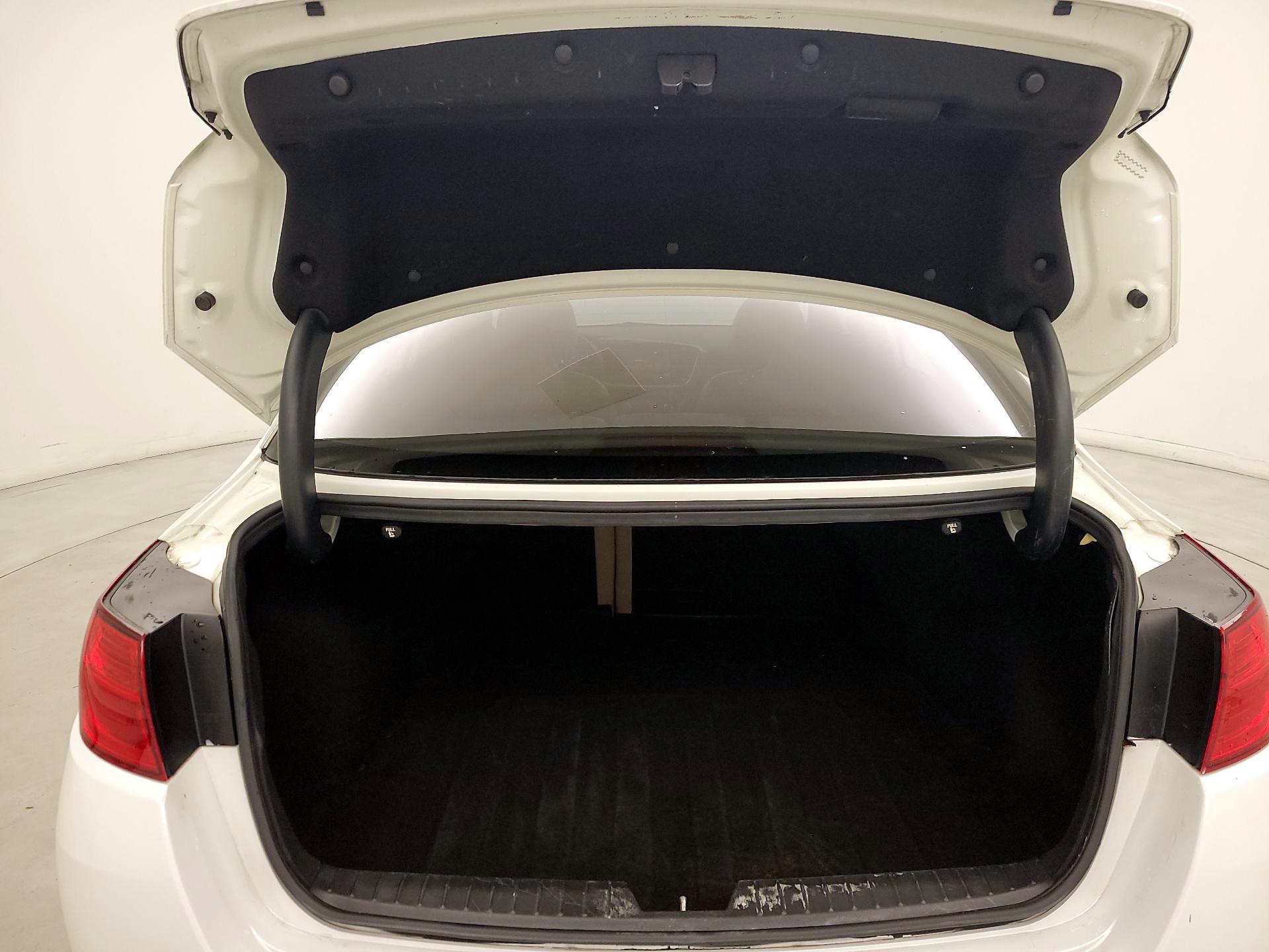 Thumbnail: 2015 Kia Optima - 19