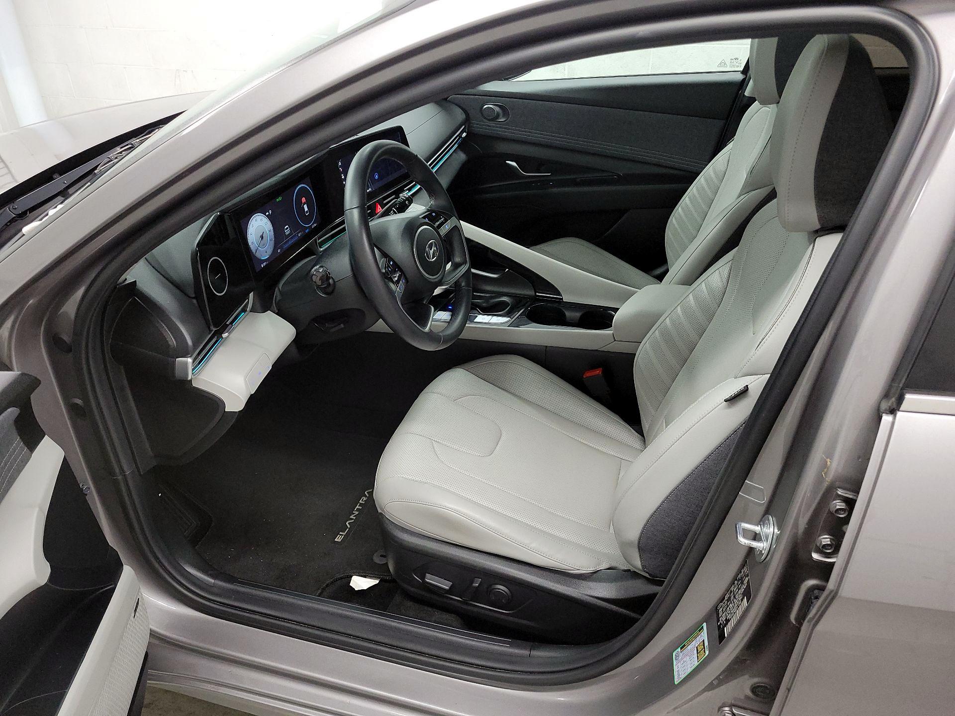 Thumbnail: 2023 Hyundai Elantra - 11