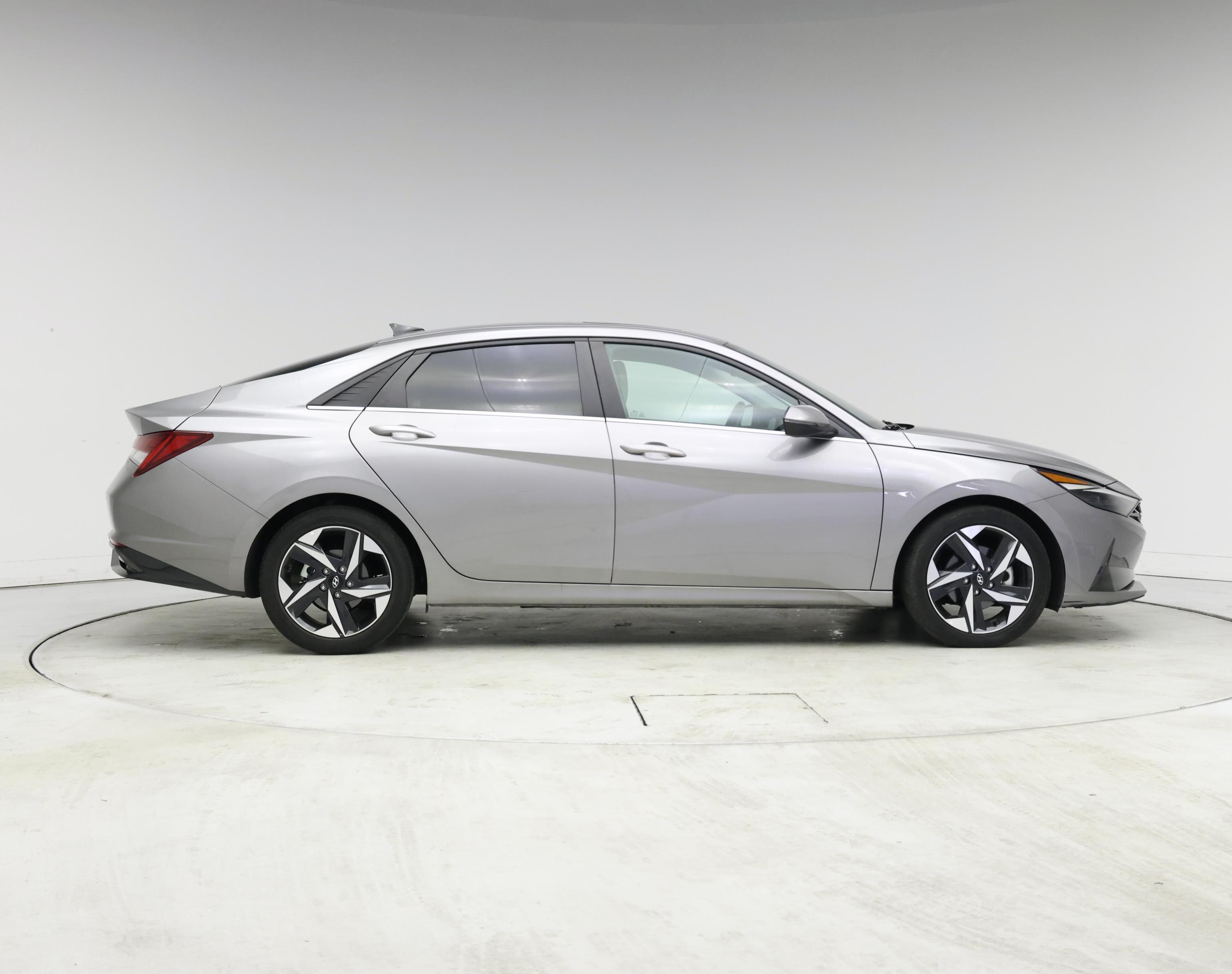 Thumbnail: 2023 Hyundai Elantra - 7