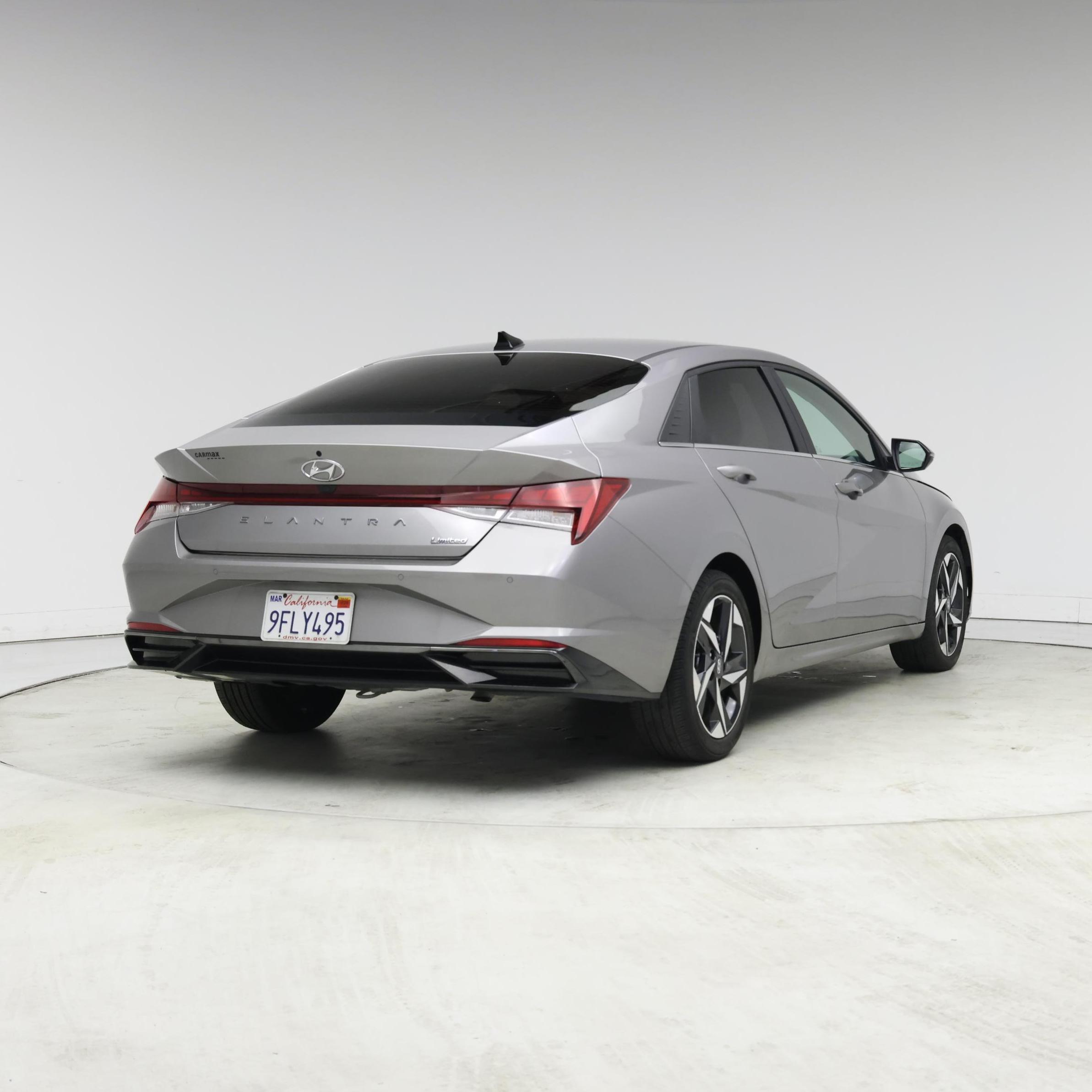 Thumbnail: 2023 Hyundai Elantra - 8