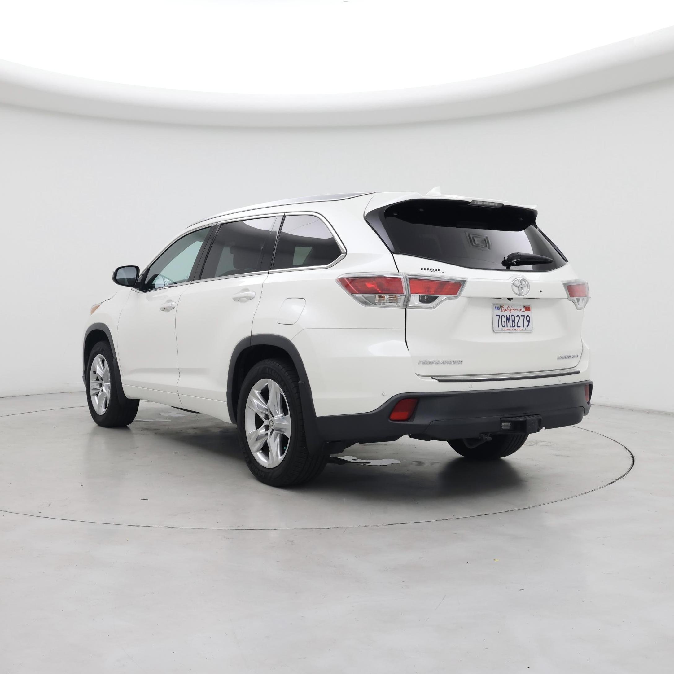 Thumbnail: 2014 Toyota Highlander - 2