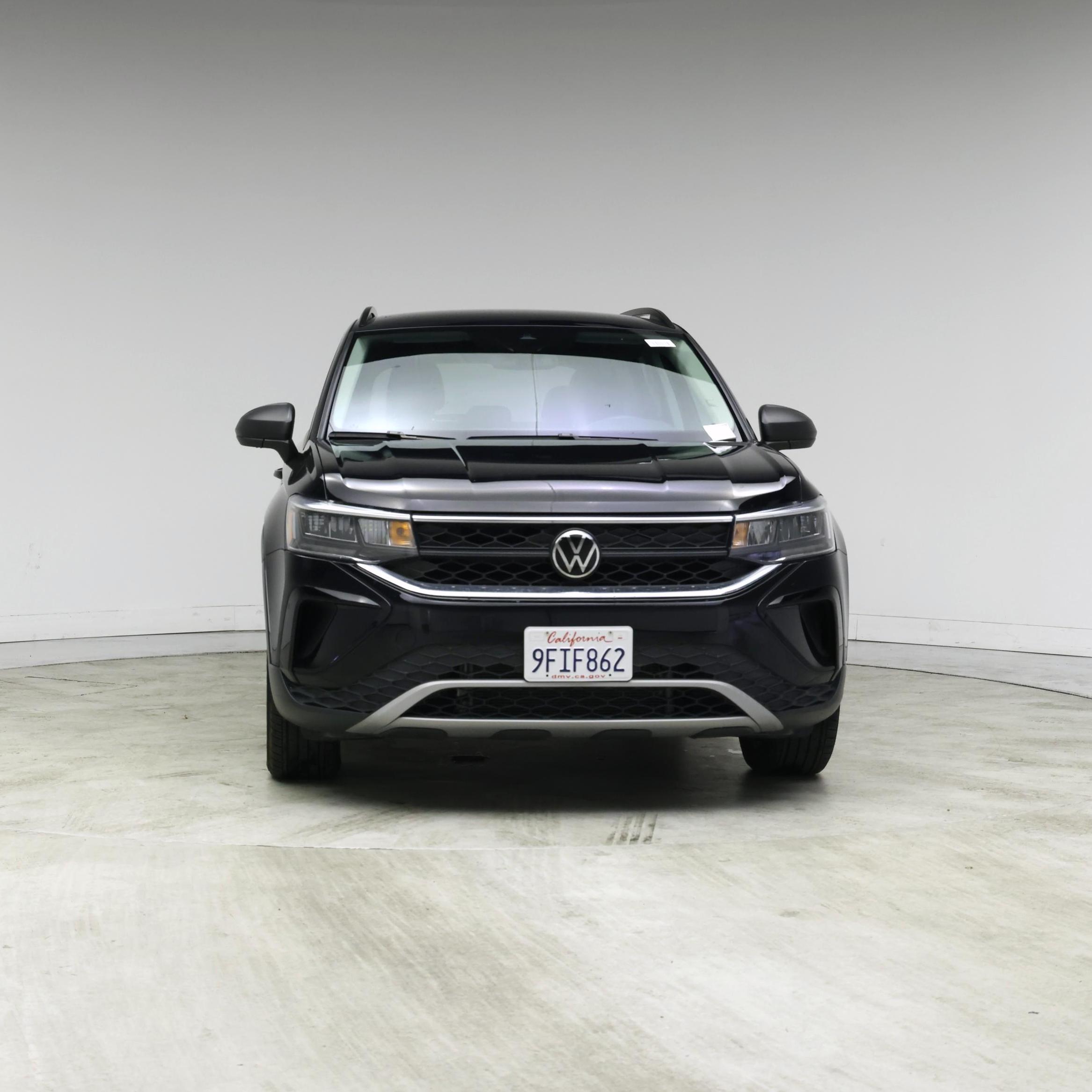 Thumbnail: 2023 Volkswagen Taos - 5