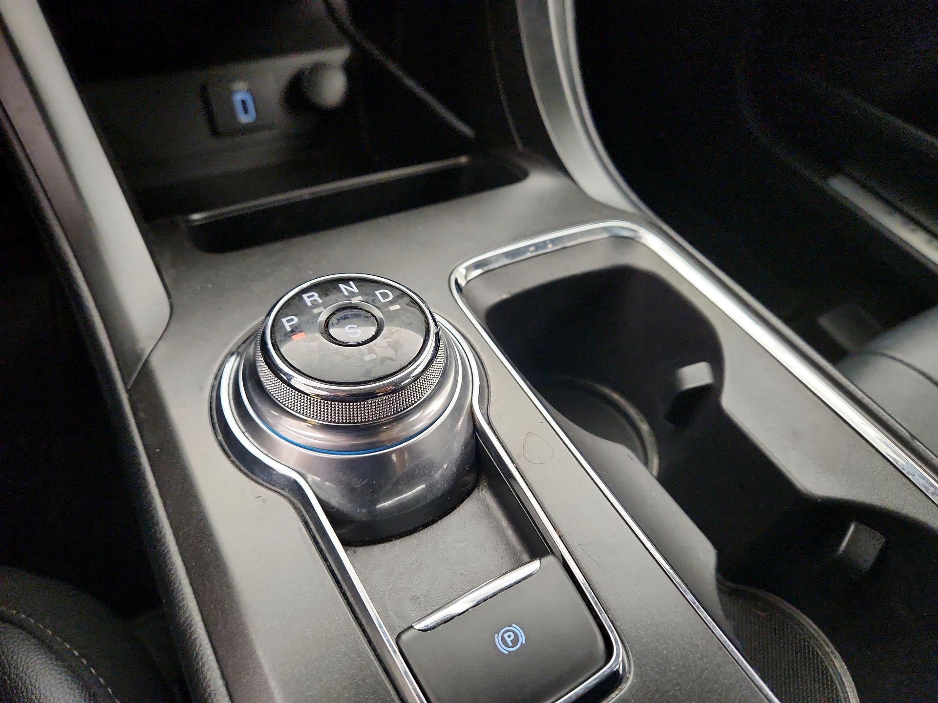 Thumbnail: 2018 Ford Fusion - 17