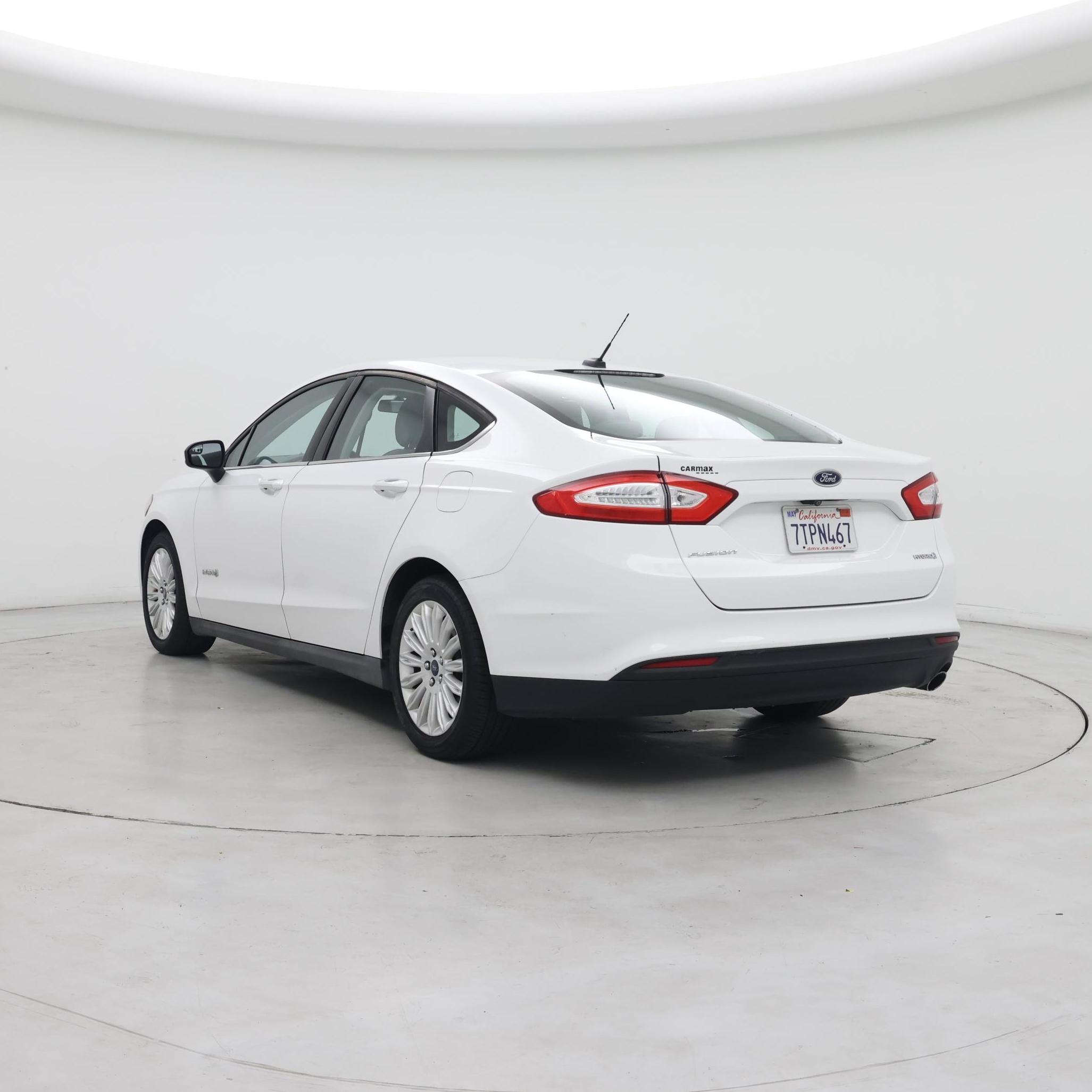 Thumbnail: 2016 Ford Fusion - 2