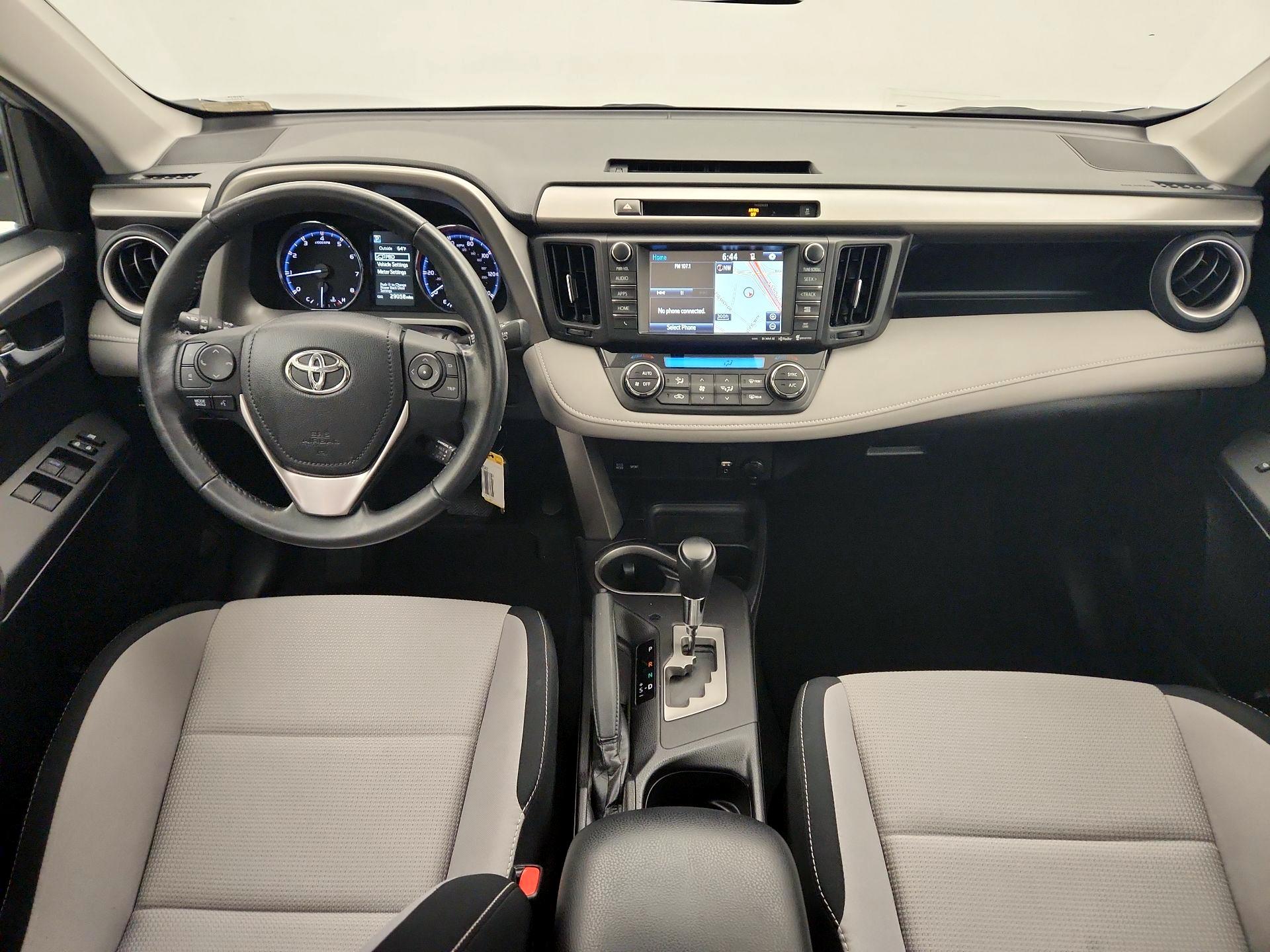 Thumbnail: 2016 Toyota RAV4 - 9
