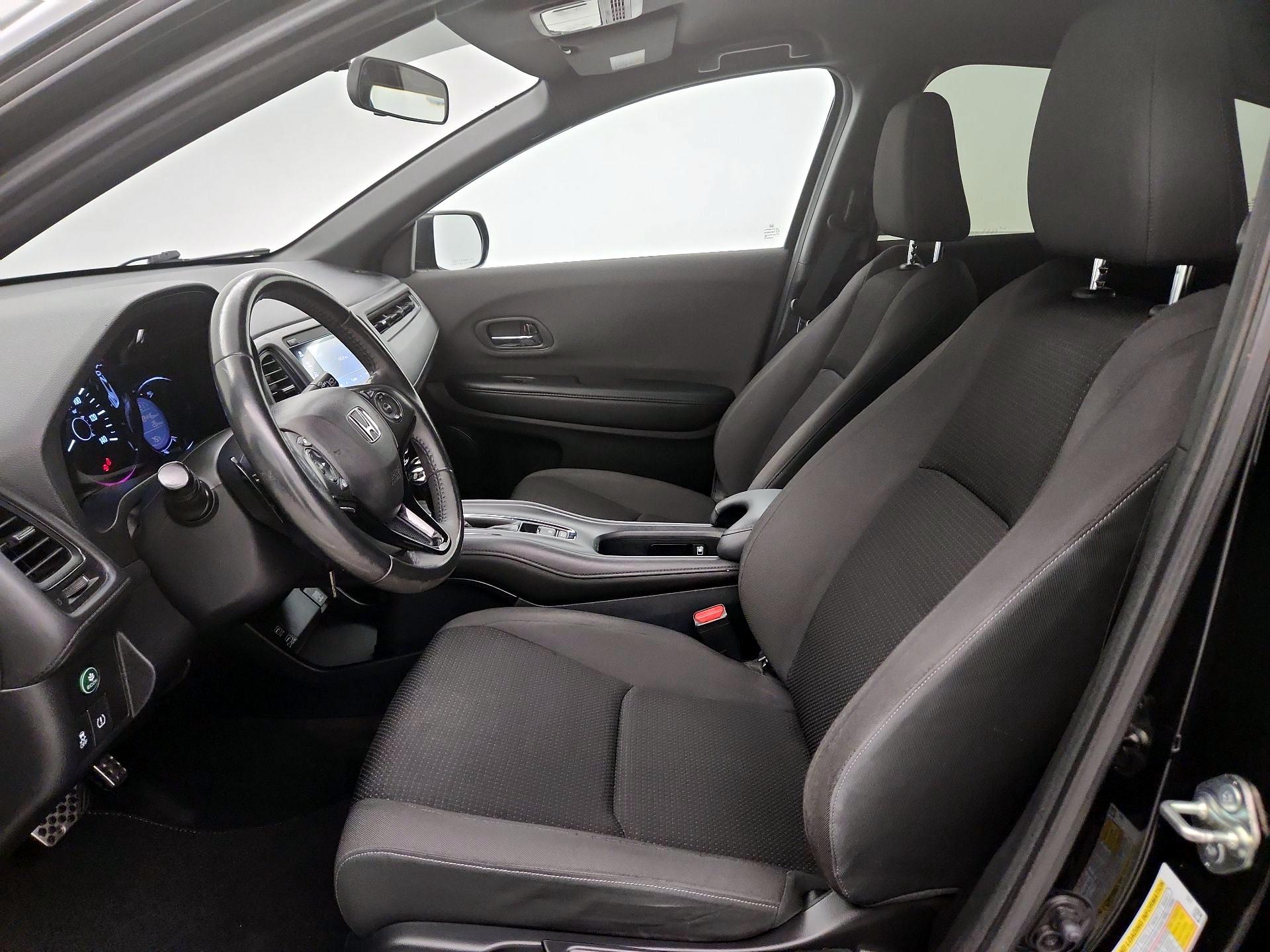 Thumbnail: 2019 Honda HR-V - 11