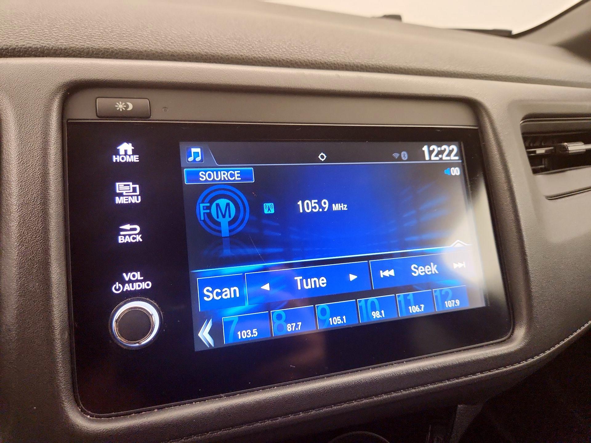 Thumbnail: 2019 Honda HR-V - 15